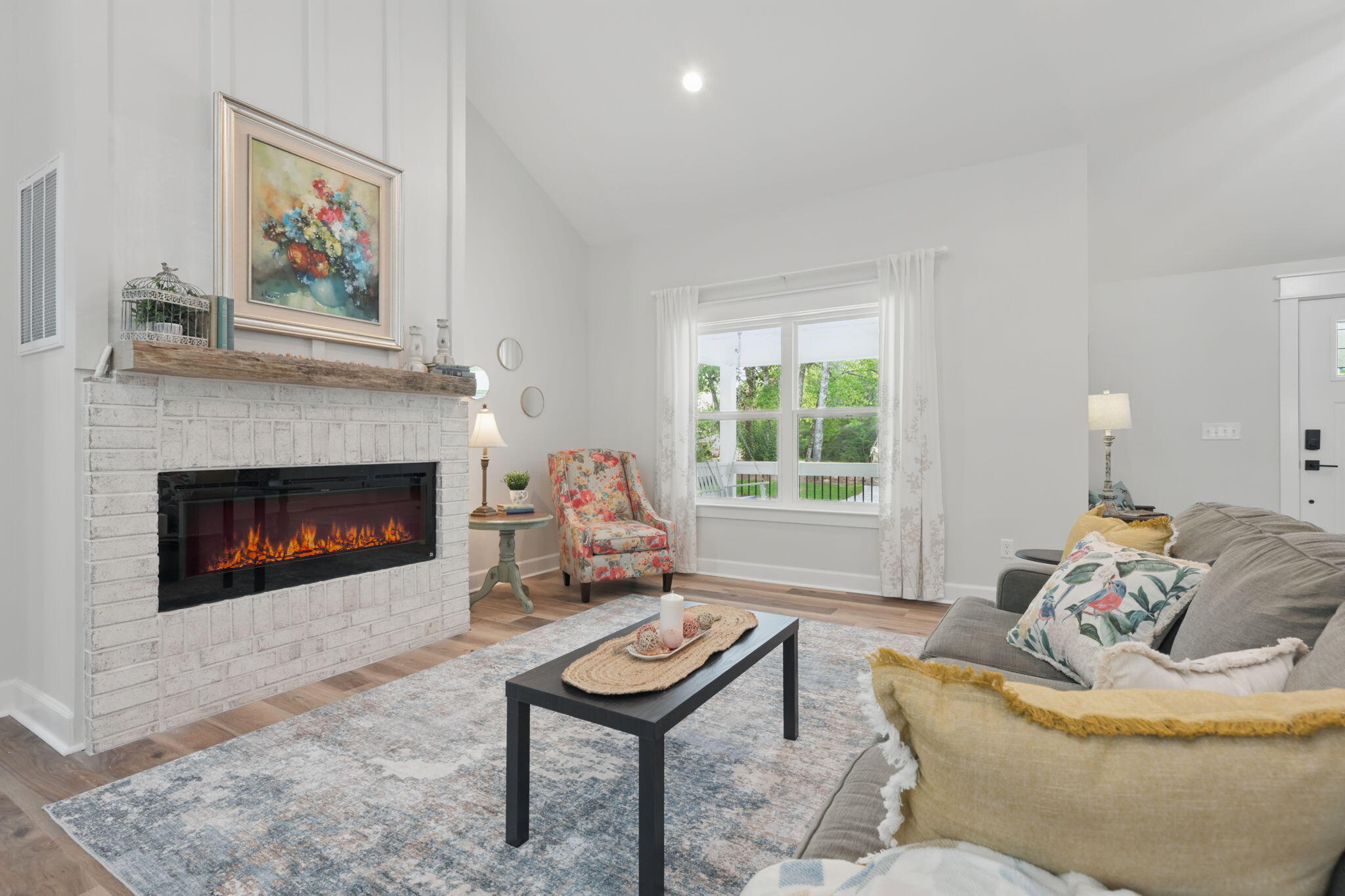 SPRING HILL ESTATES - Residential