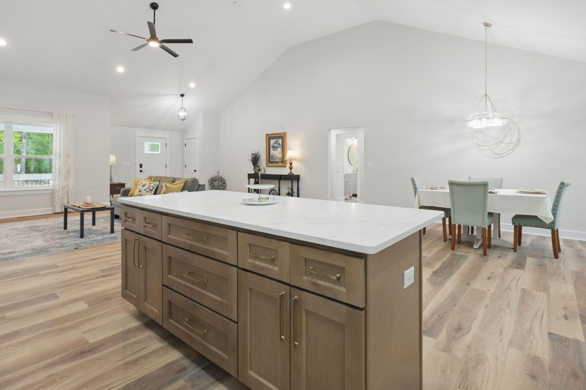 SPRING HILL ESTATES - Residential