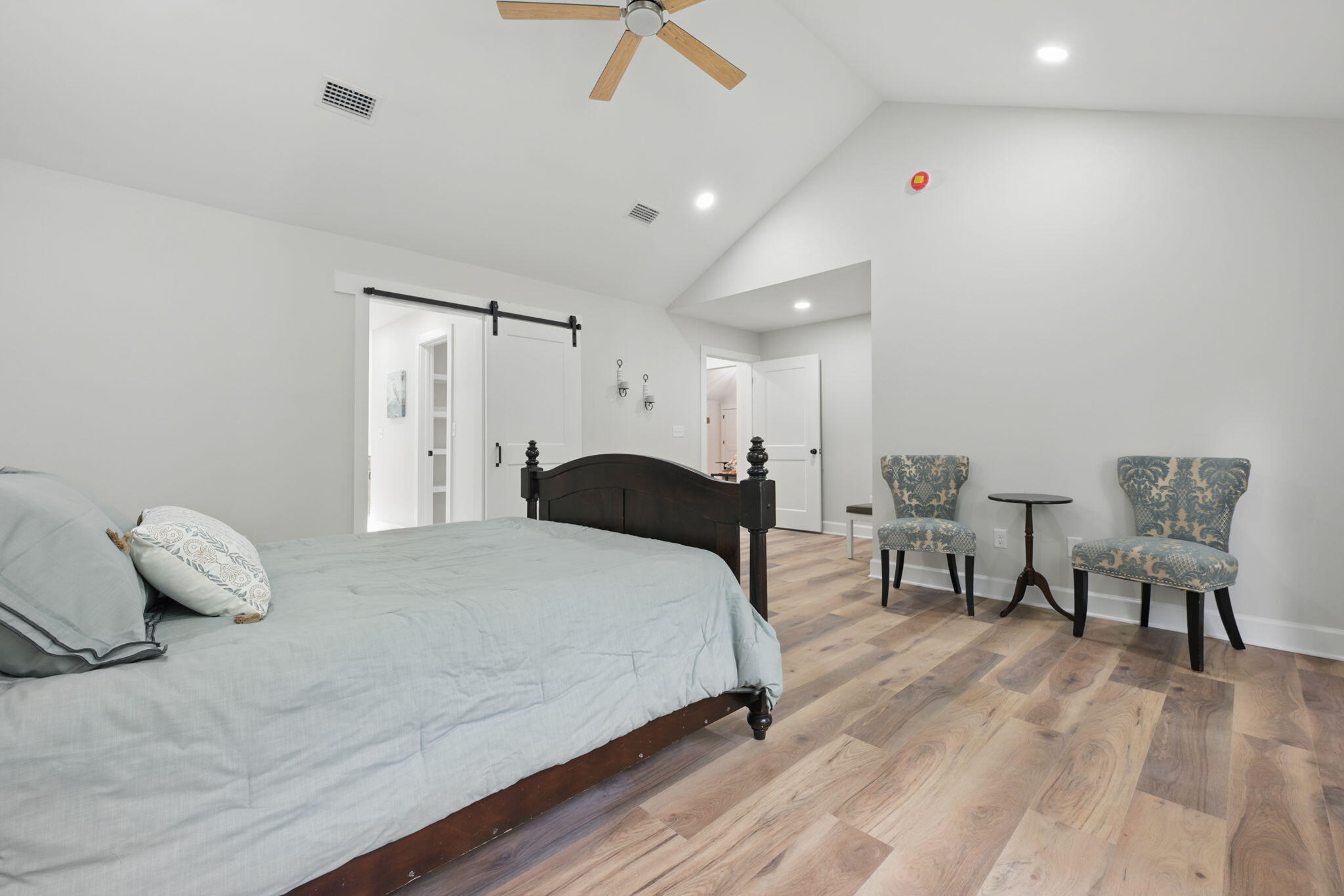 SPRING HILL ESTATES - Residential