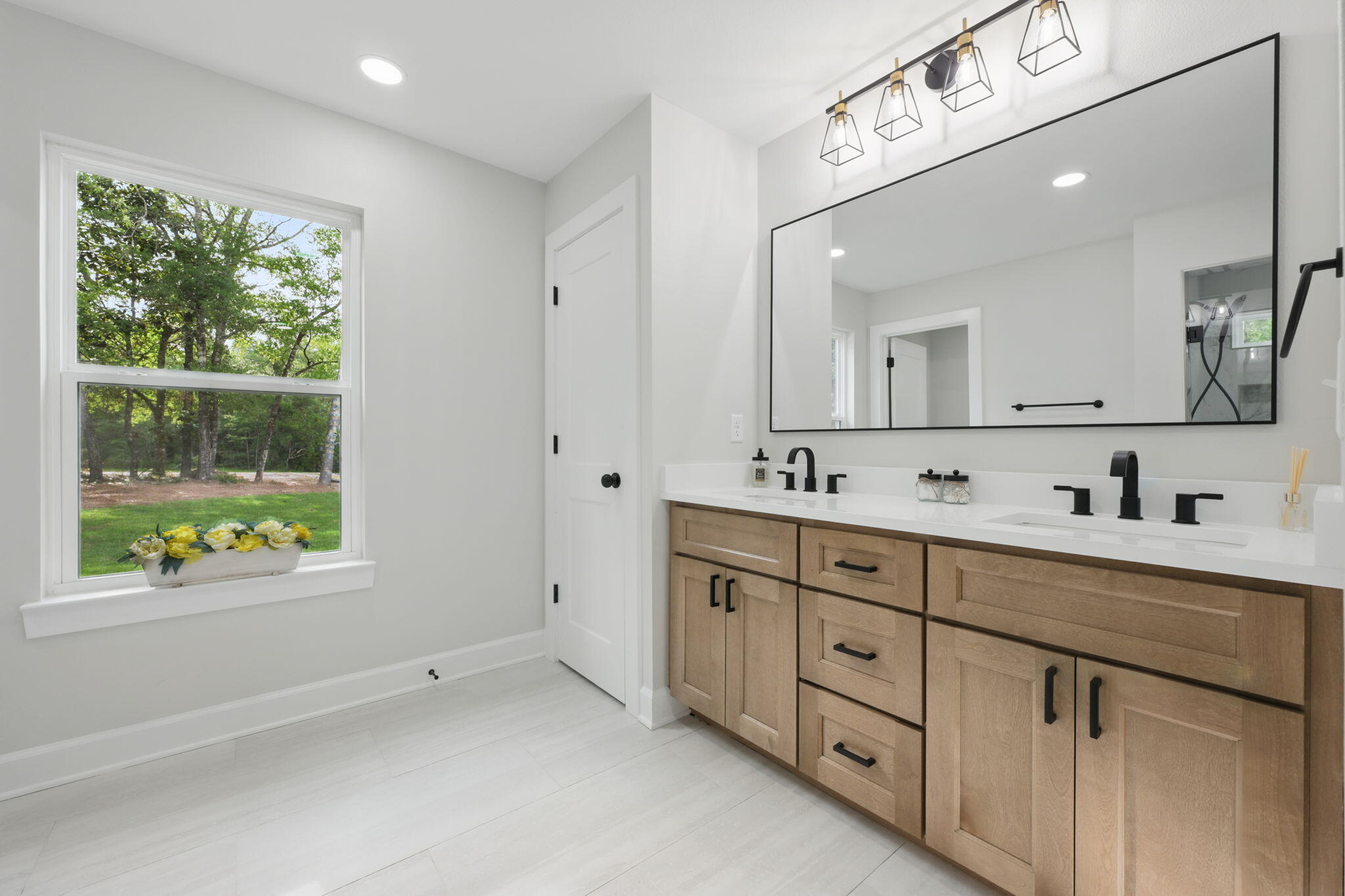 SPRING HILL ESTATES - Residential