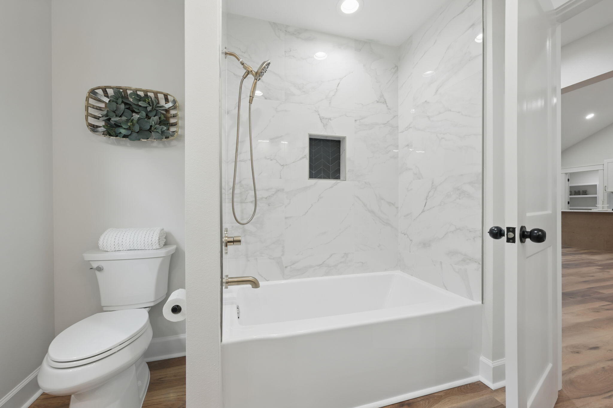 SPRING HILL ESTATES - Residential