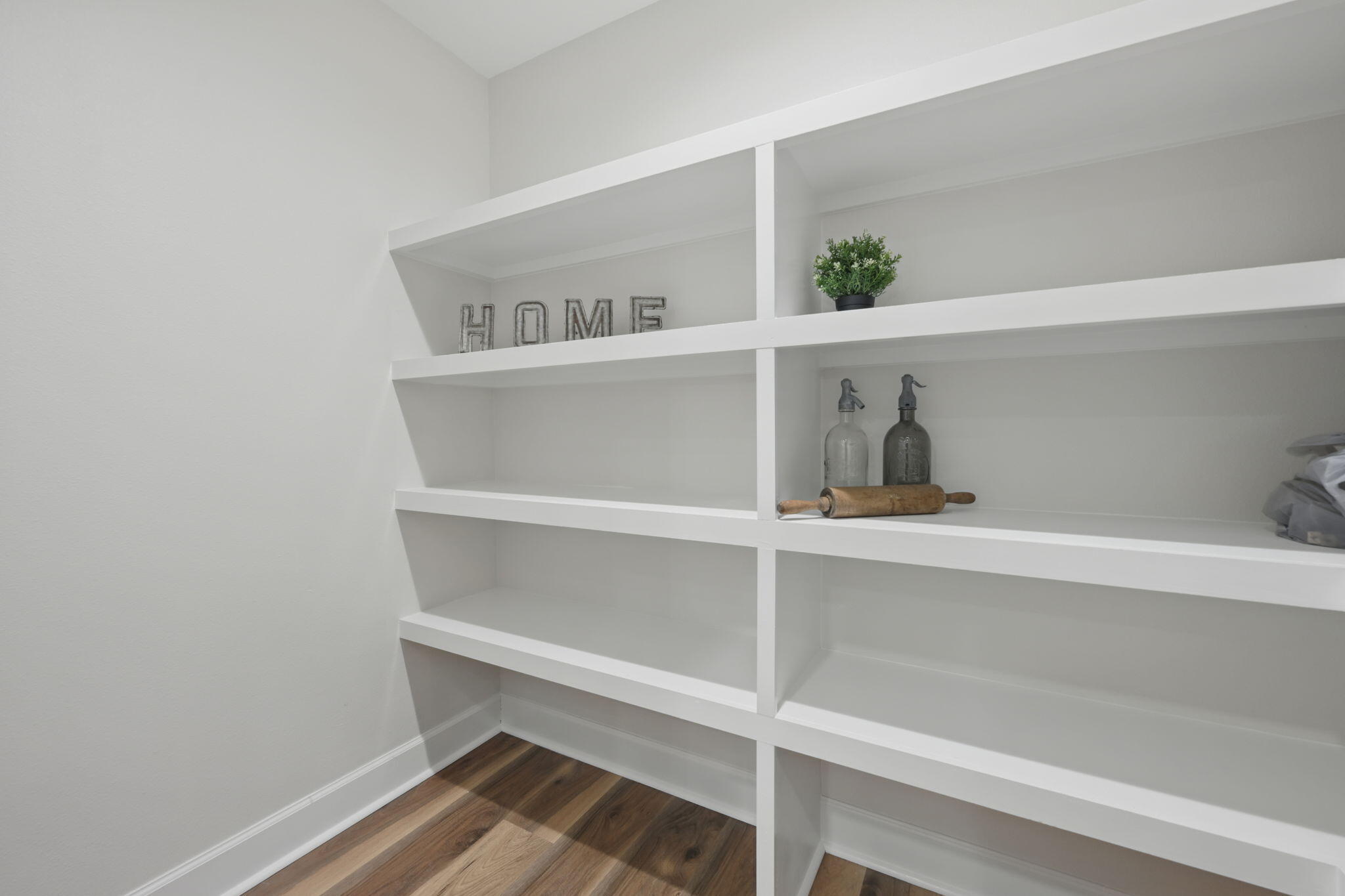SPRING HILL ESTATES - Residential