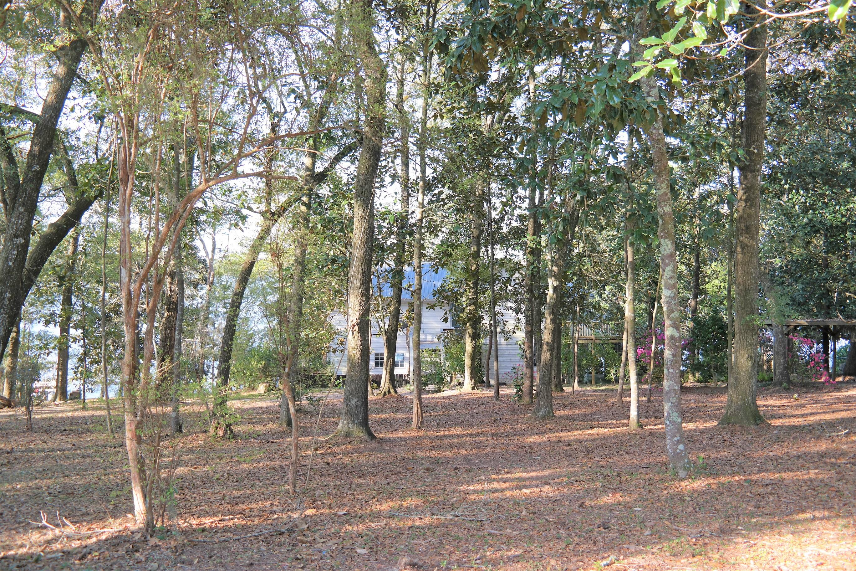 LAKE HOLLEY ESTATES - Residential