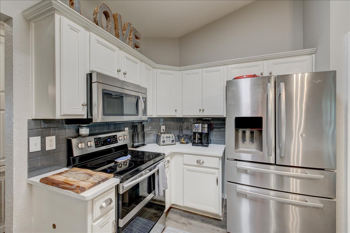 DRIFTWOOD ESTATES - Residential