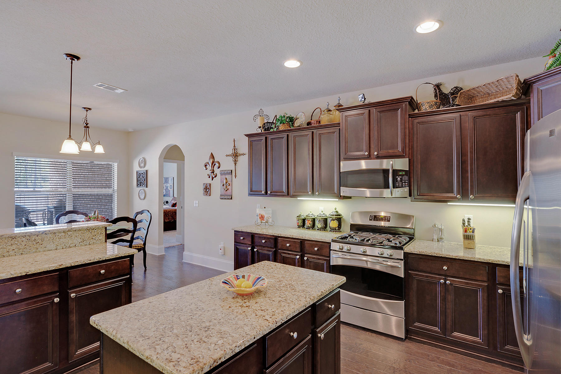 MUSSETT BAYOU ESTATES - Residential