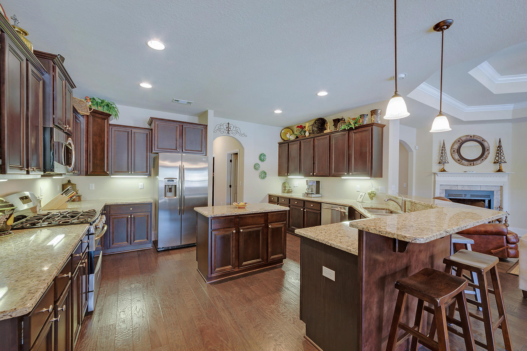 MUSSETT BAYOU ESTATES - Residential