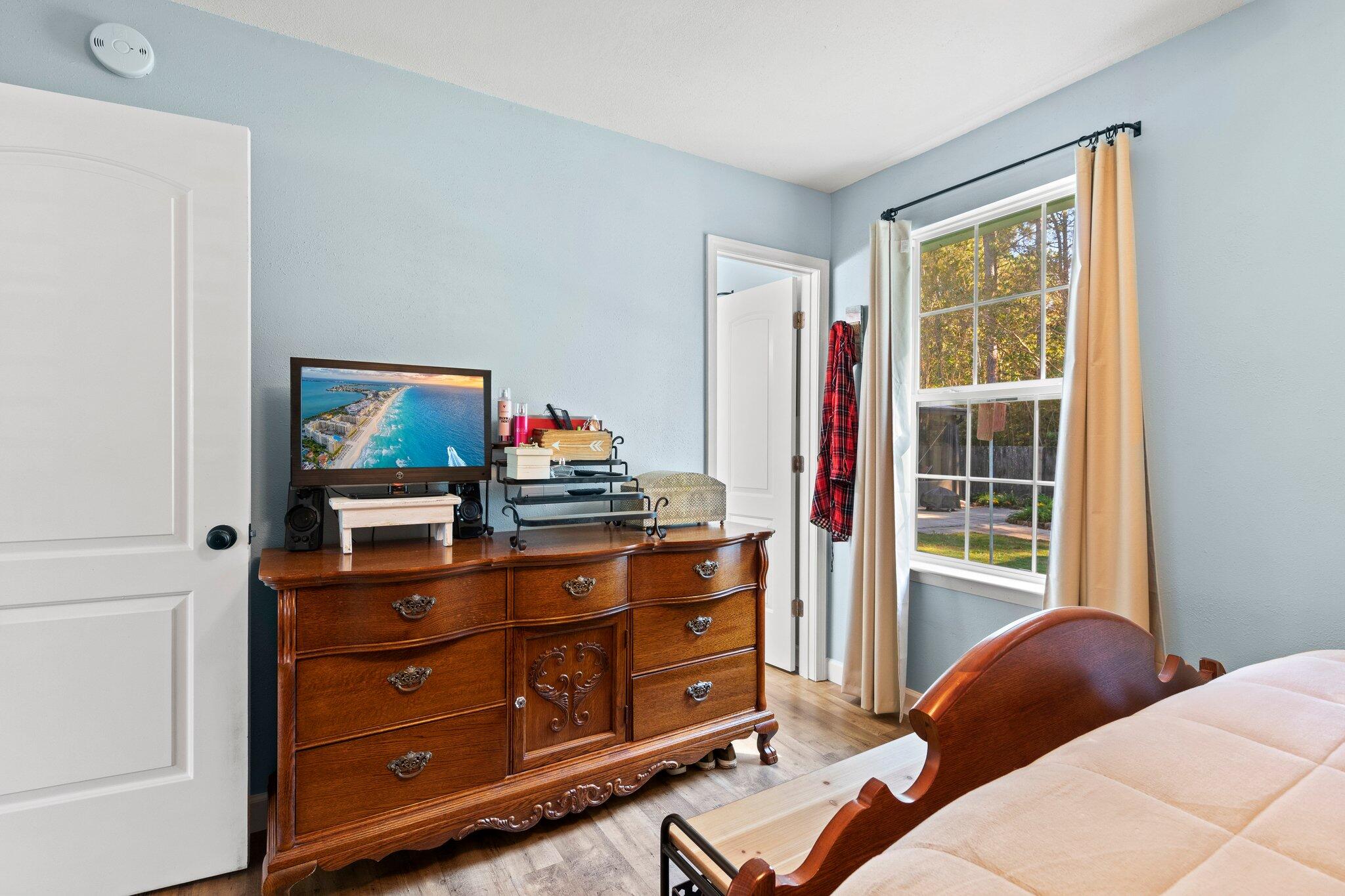 PINE MEADOWS 2ND ADDN - Residential