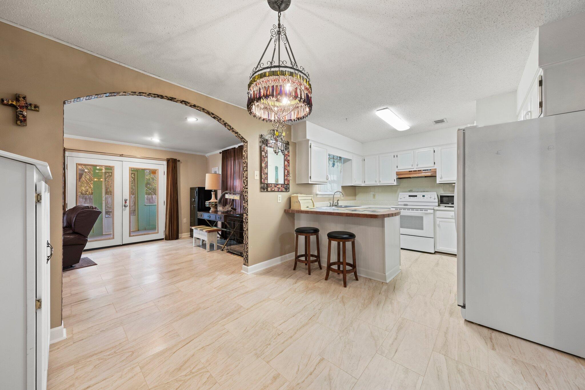 PINE MEADOWS 2ND ADDN - Residential