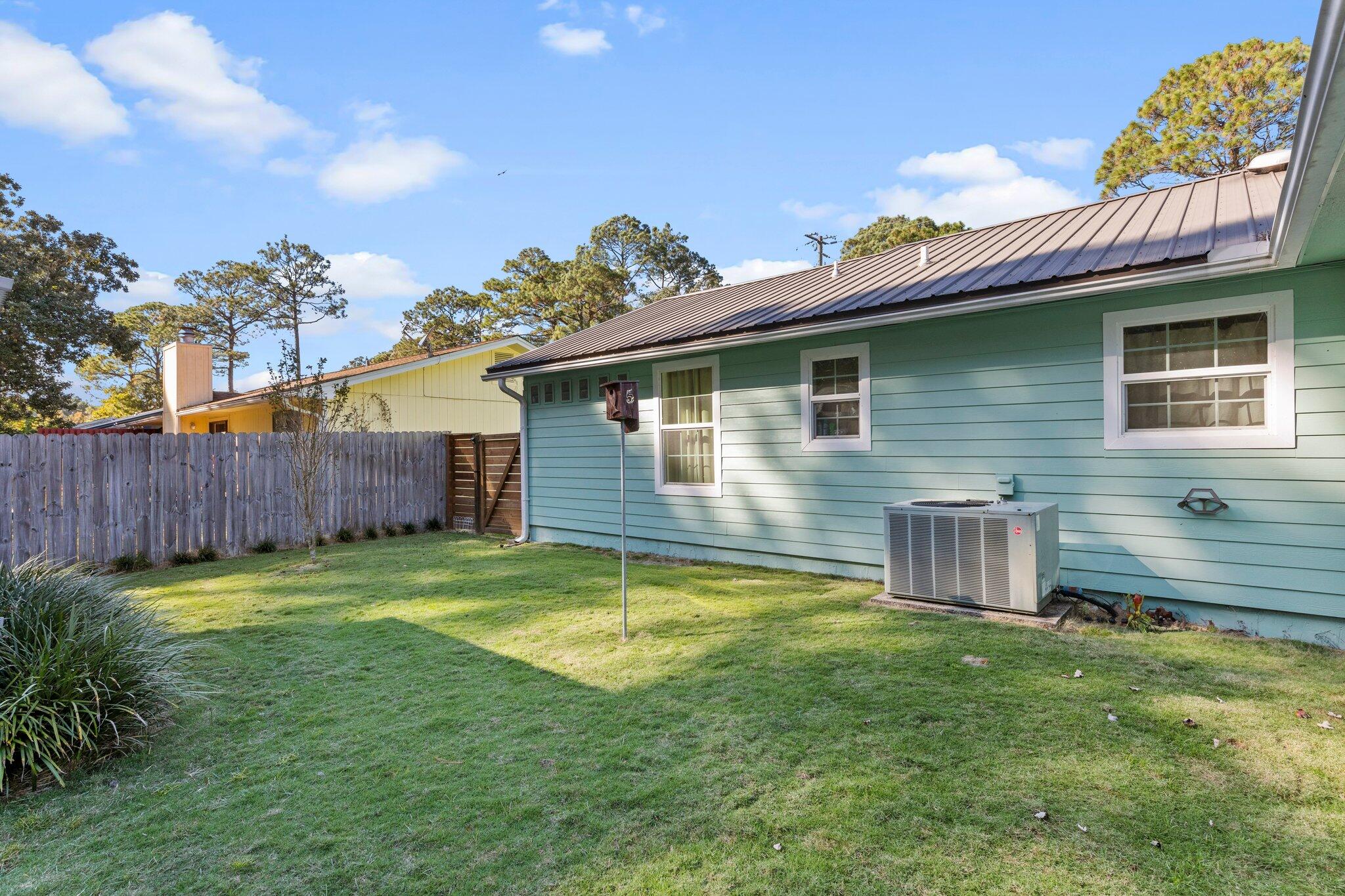 PINE MEADOWS 2ND ADDN - Residential