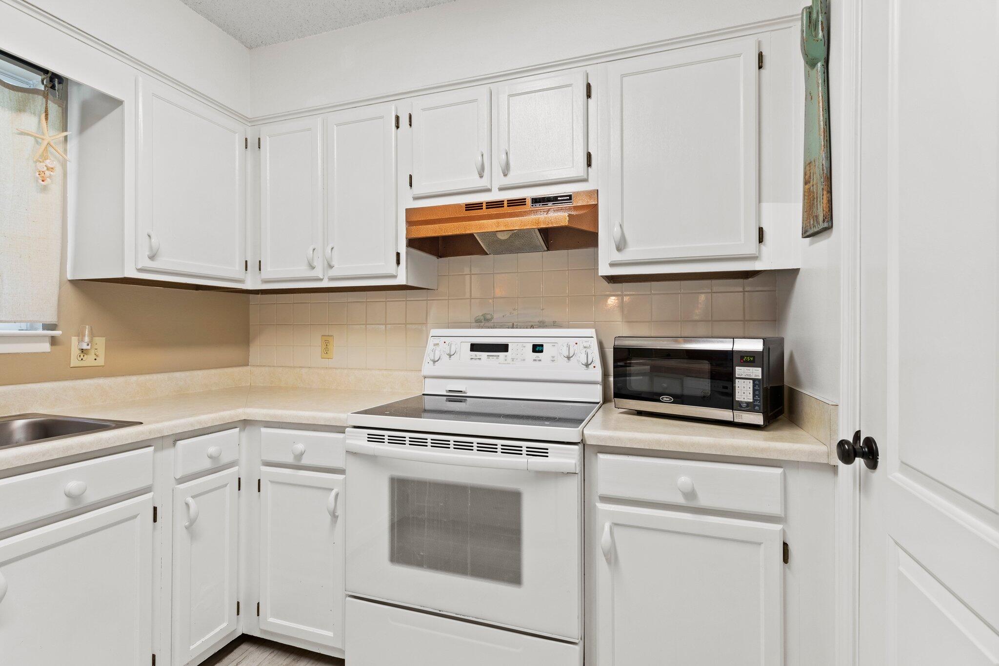 PINE MEADOWS 2ND ADDN - Residential