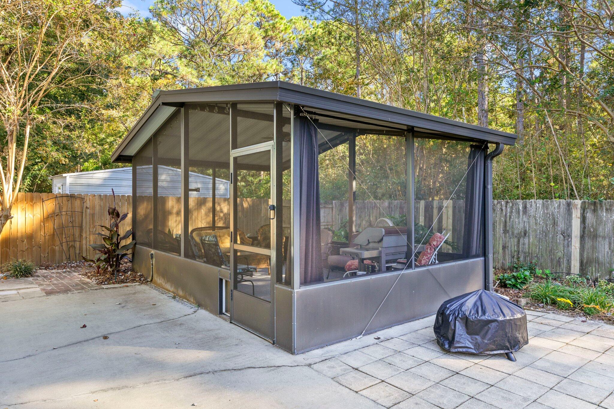 PINE MEADOWS 2ND ADDN - Residential