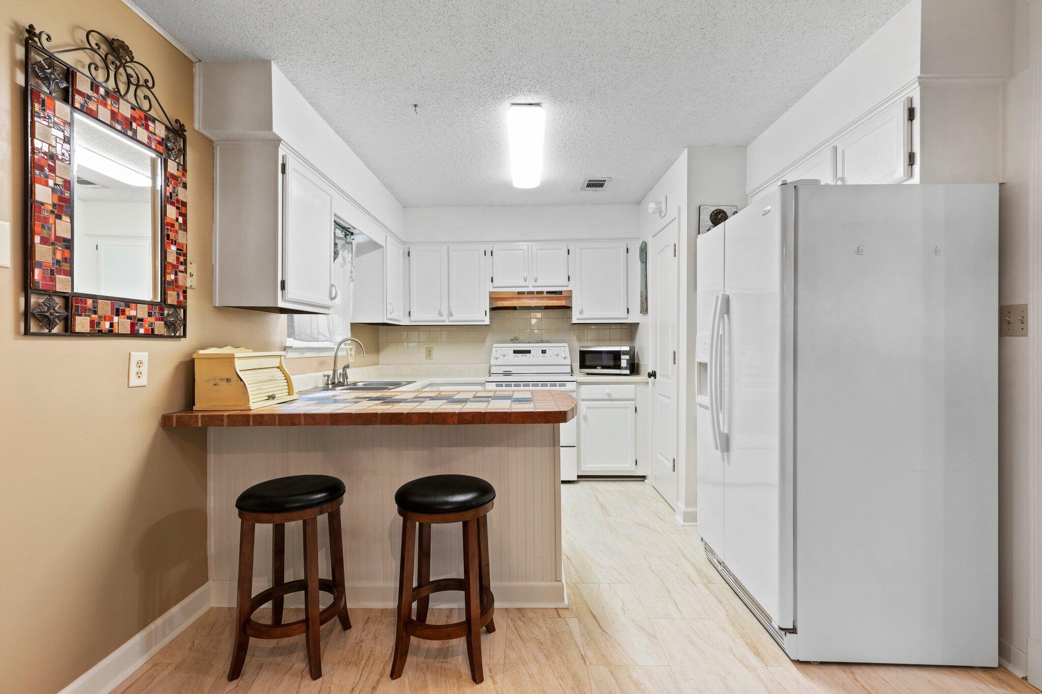 PINE MEADOWS 2ND ADDN - Residential