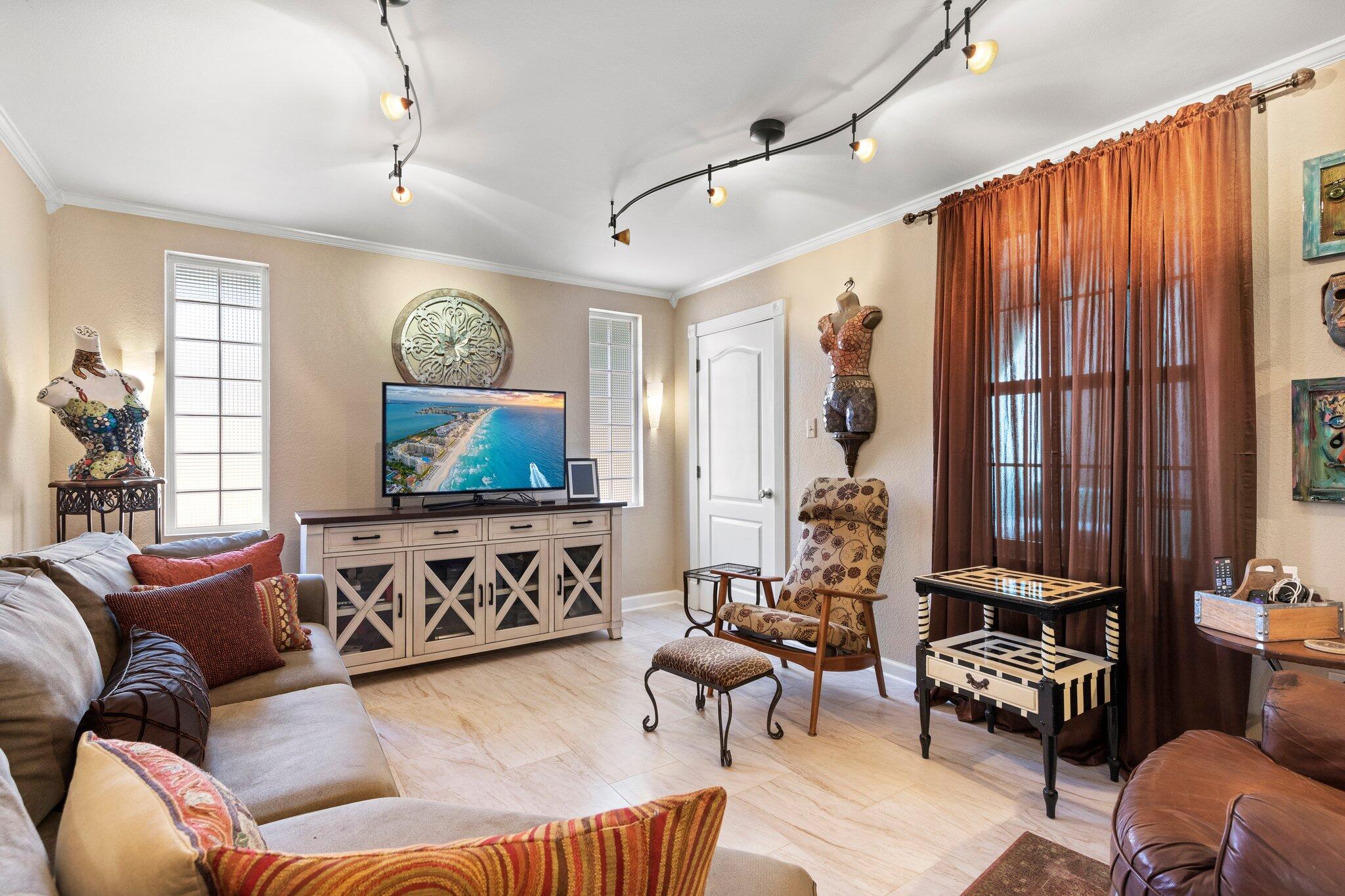 PINE MEADOWS 2ND ADDN - Residential