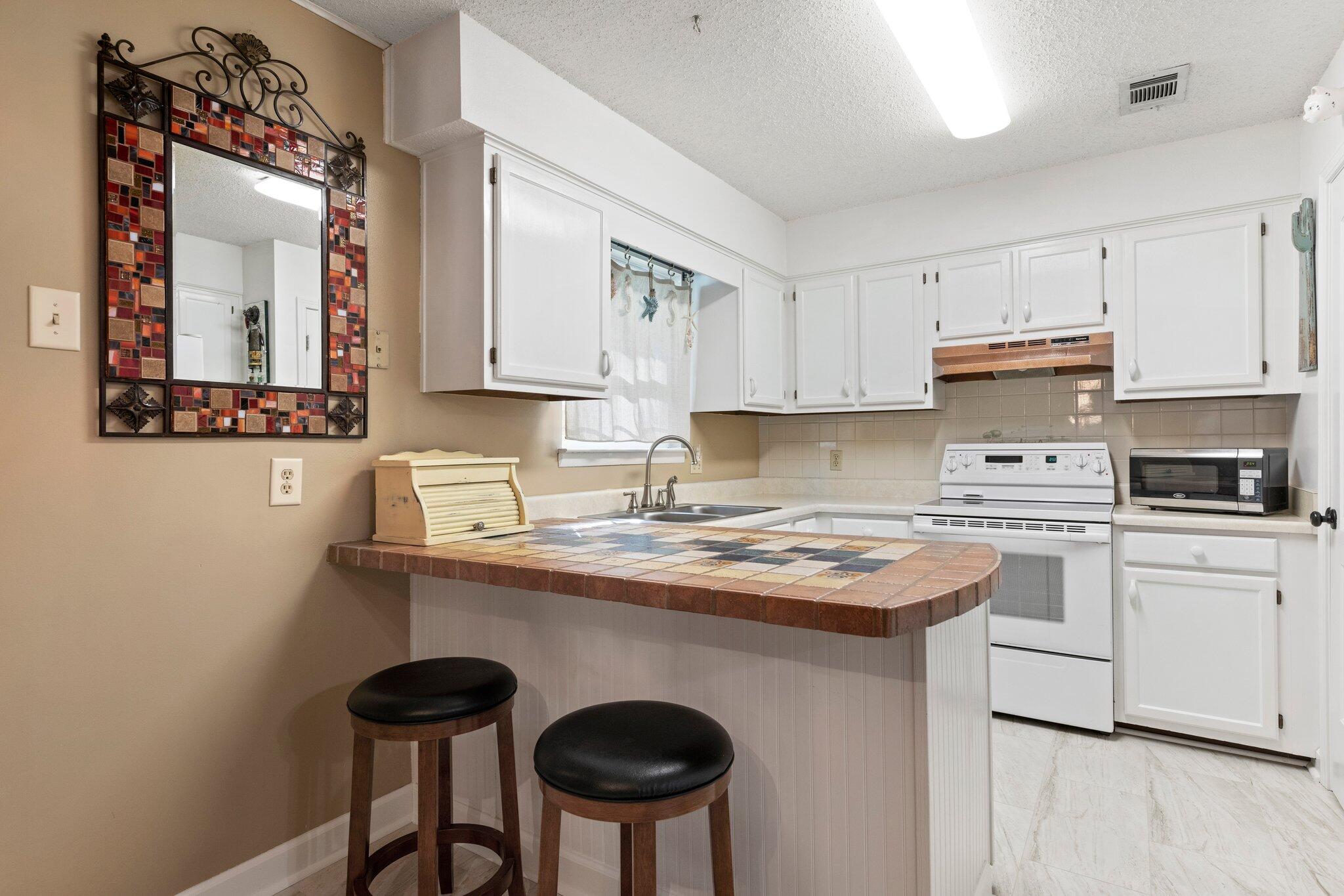 PINE MEADOWS 2ND ADDN - Residential
