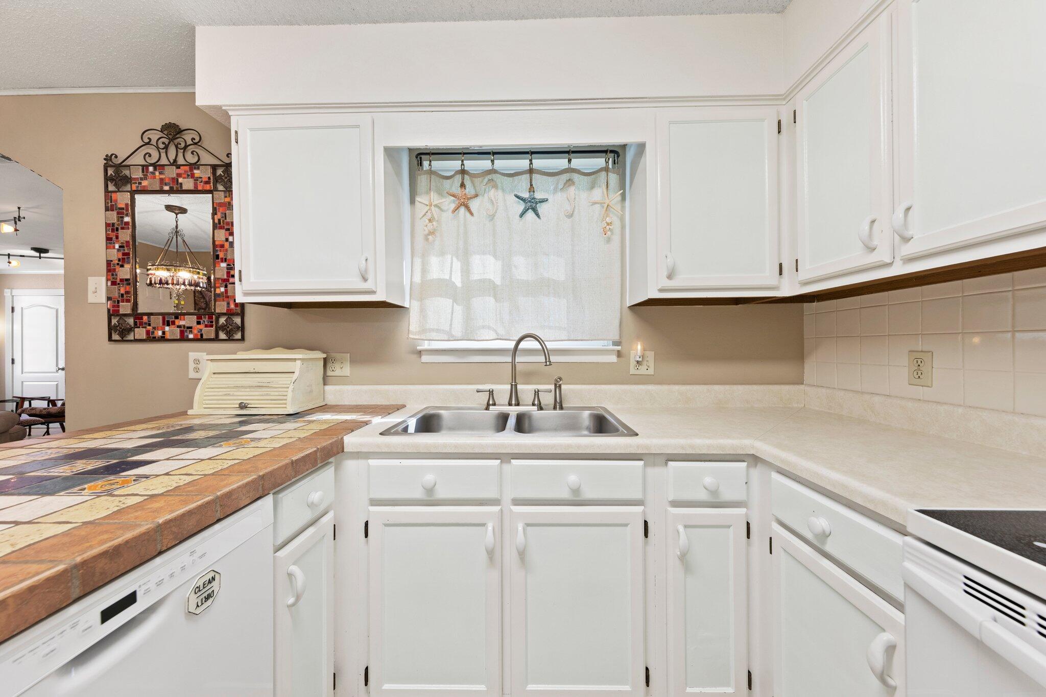 PINE MEADOWS 2ND ADDN - Residential
