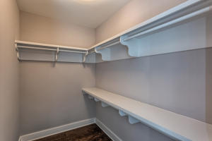 Mussett Bayou Manor - Residential