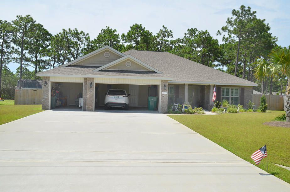 HOLLEY BY THE SEA - Residential