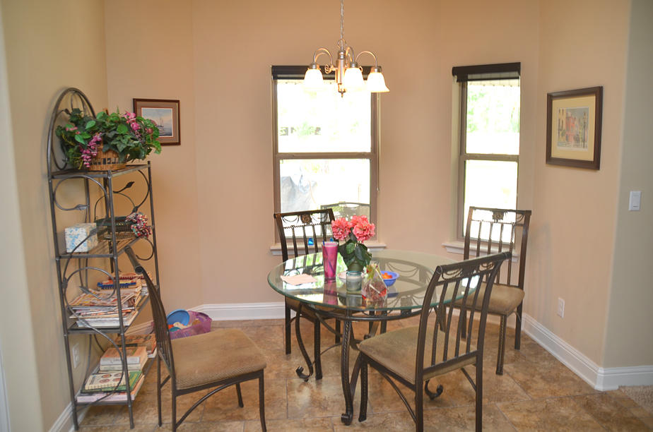 HOLLEY BY THE SEA - Residential