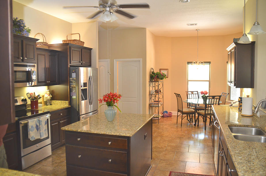 HOLLEY BY THE SEA - Residential