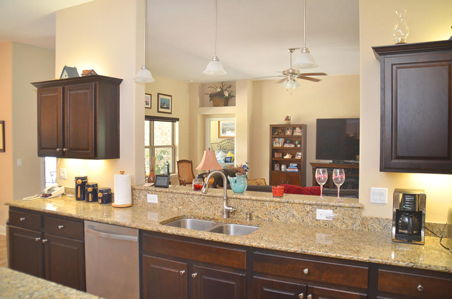 HOLLEY BY THE SEA - Residential