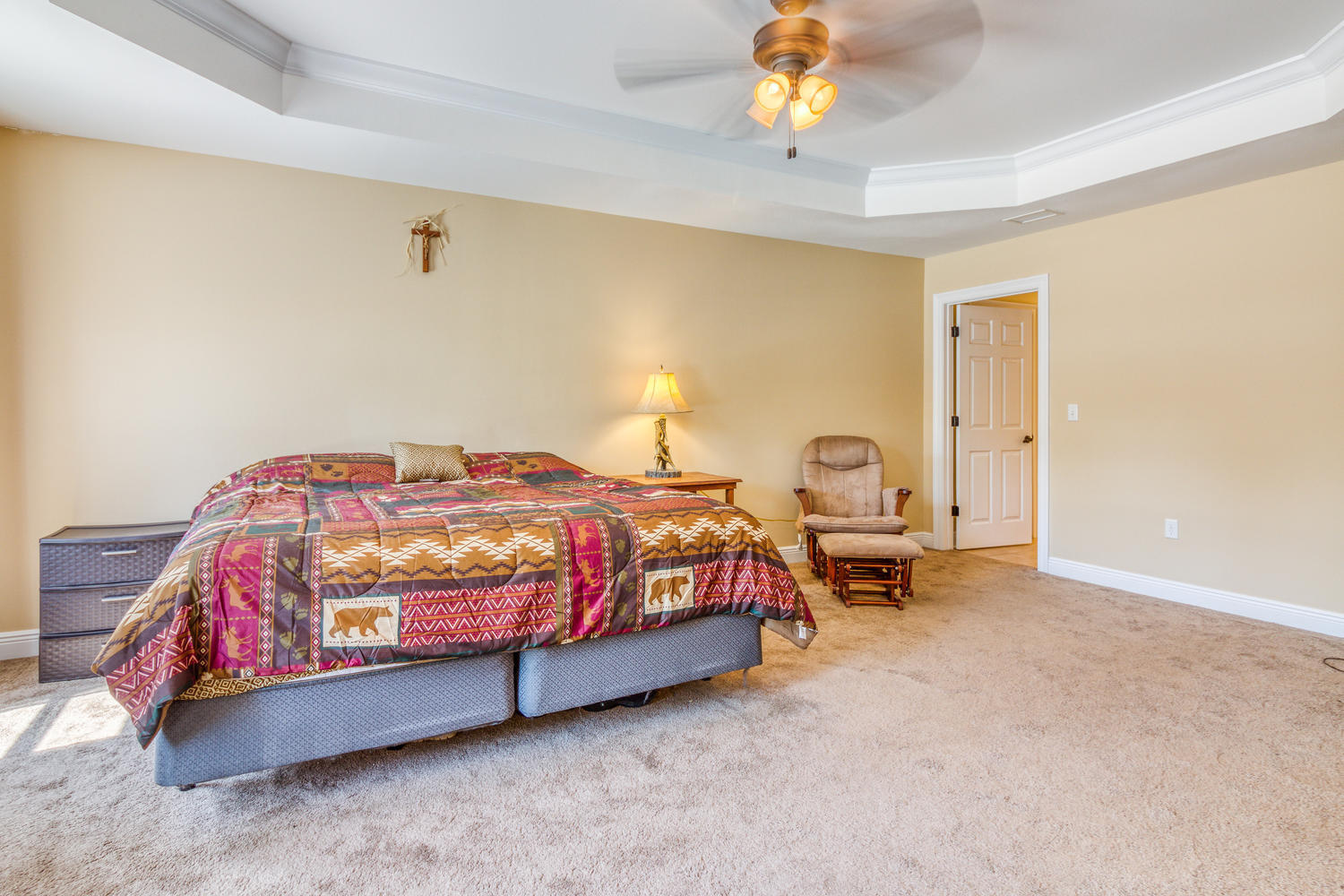 HOLLY WOODS - Residential