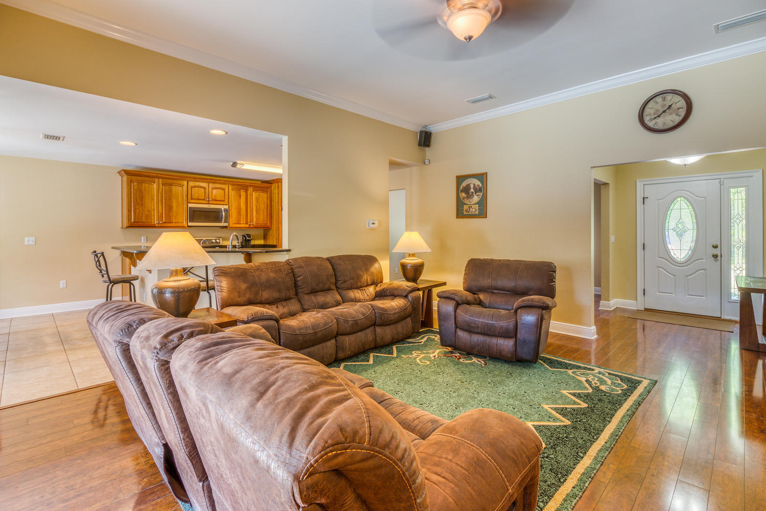 HOLLY WOODS - Residential