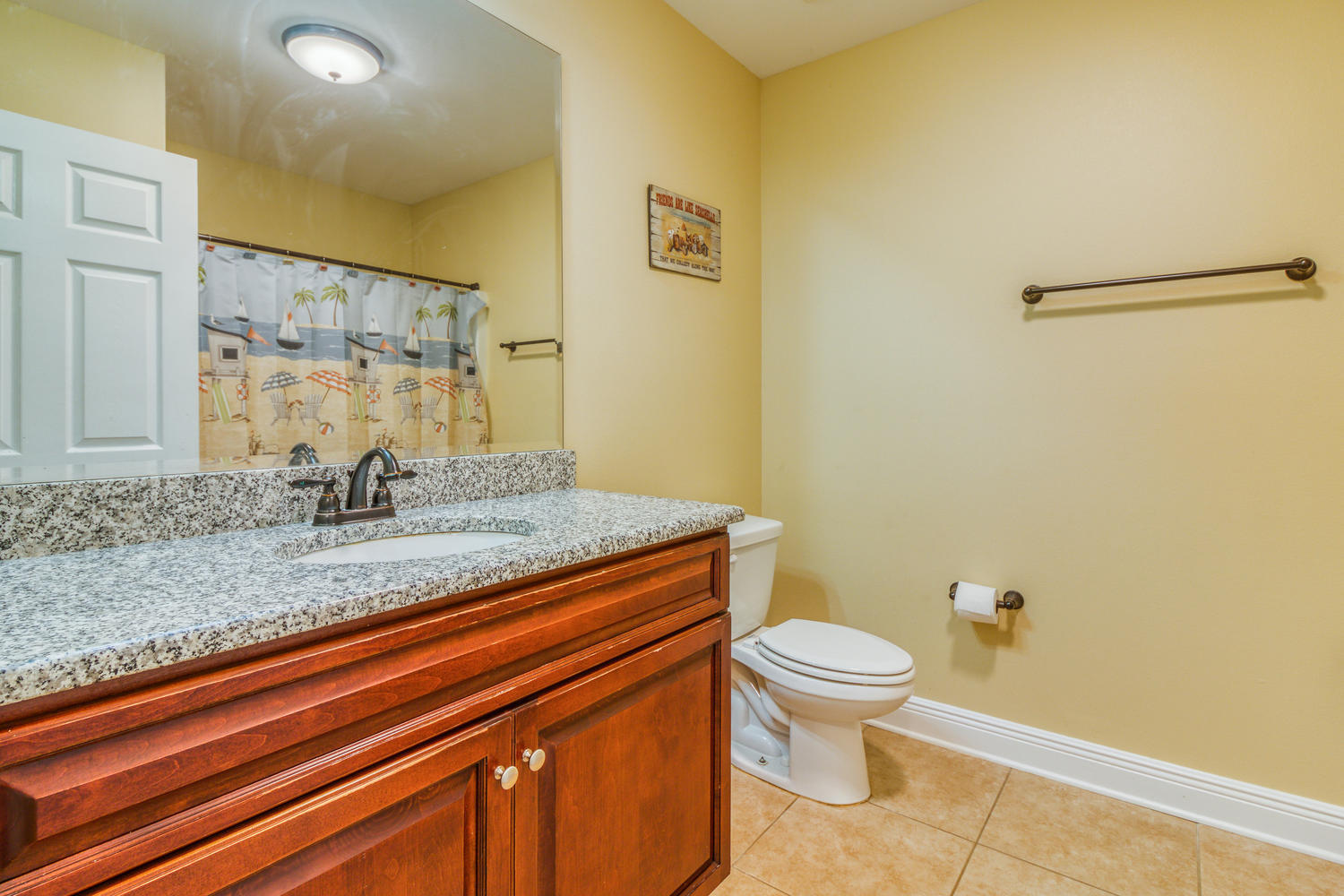 HOLLY WOODS - Residential