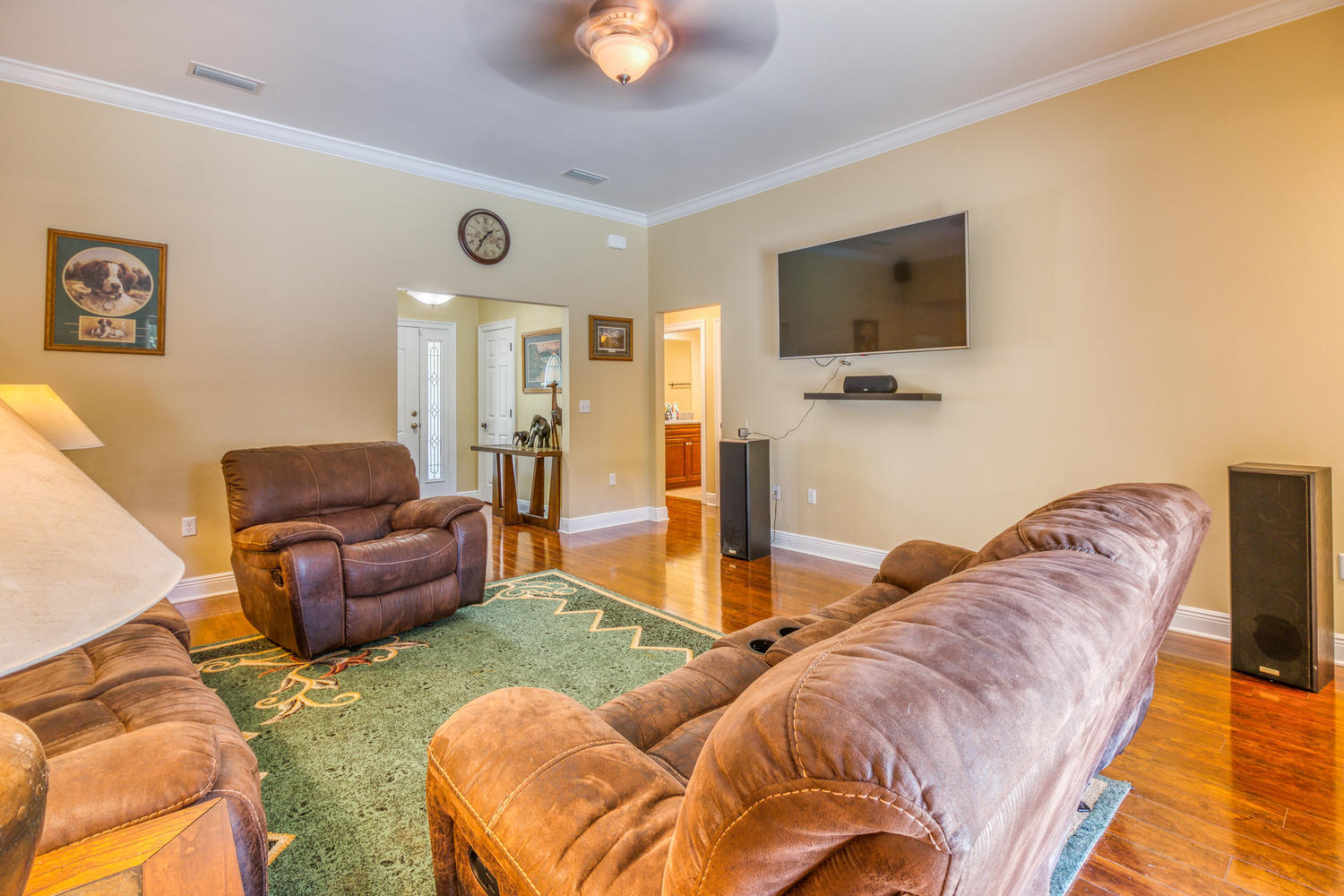 HOLLY WOODS - Residential