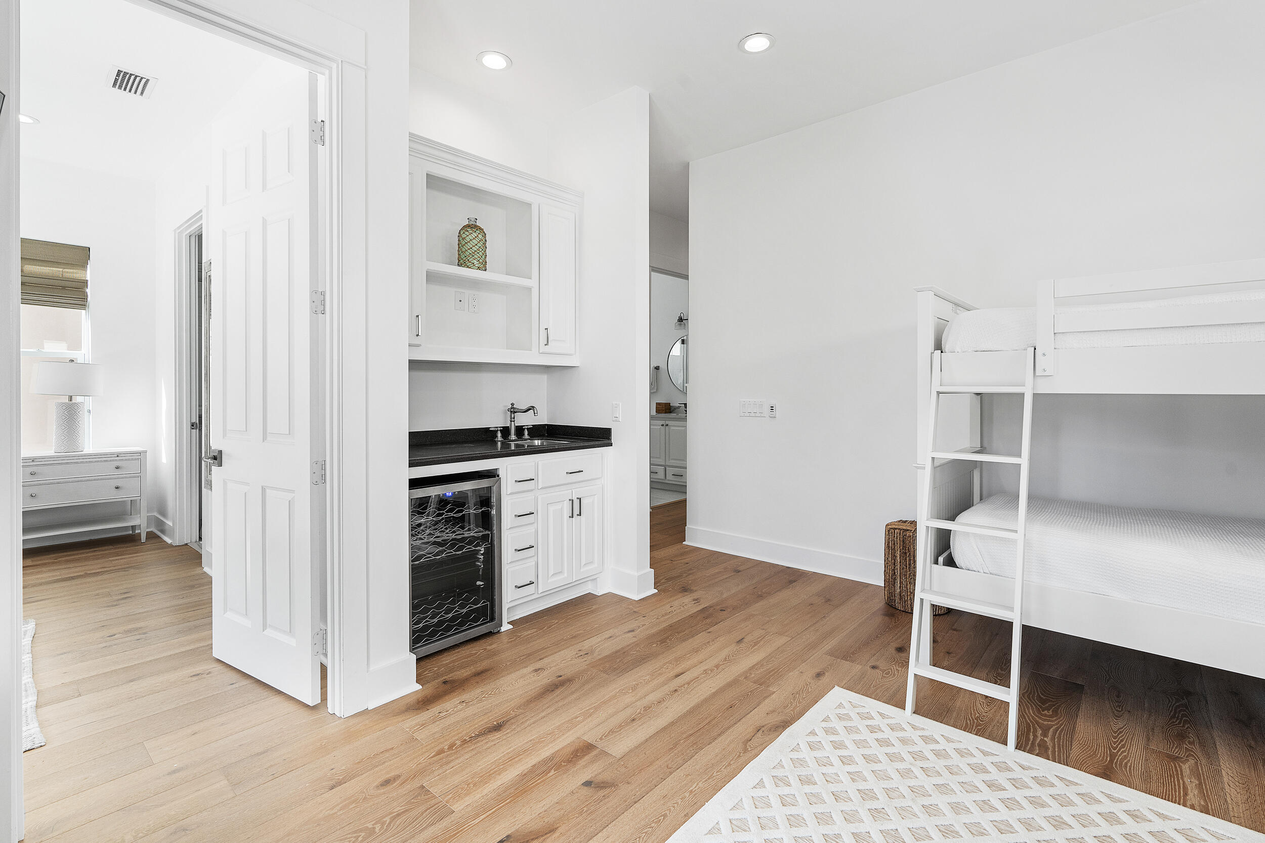 POMPANO PLACE - Residential