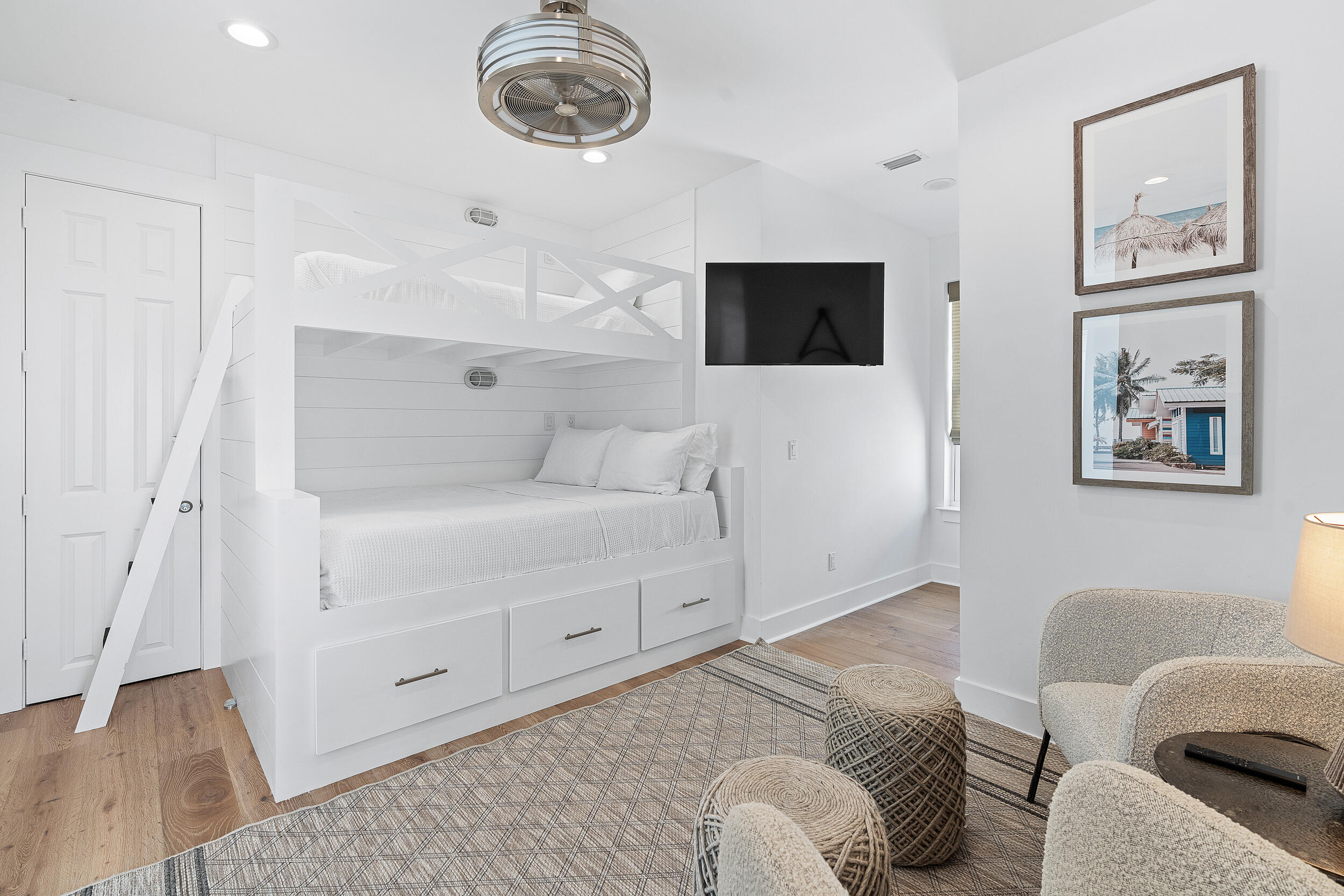 POMPANO PLACE - Residential