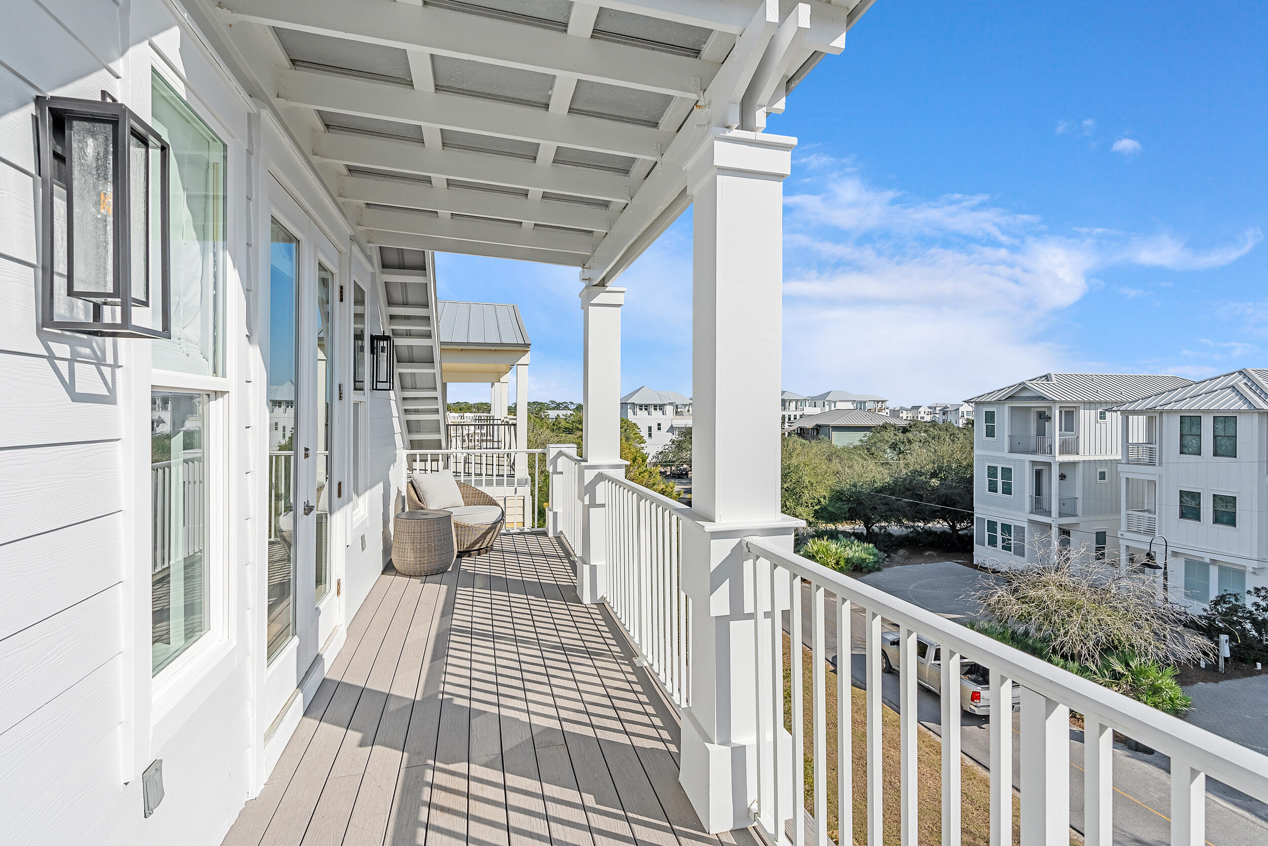 POMPANO PLACE - Residential