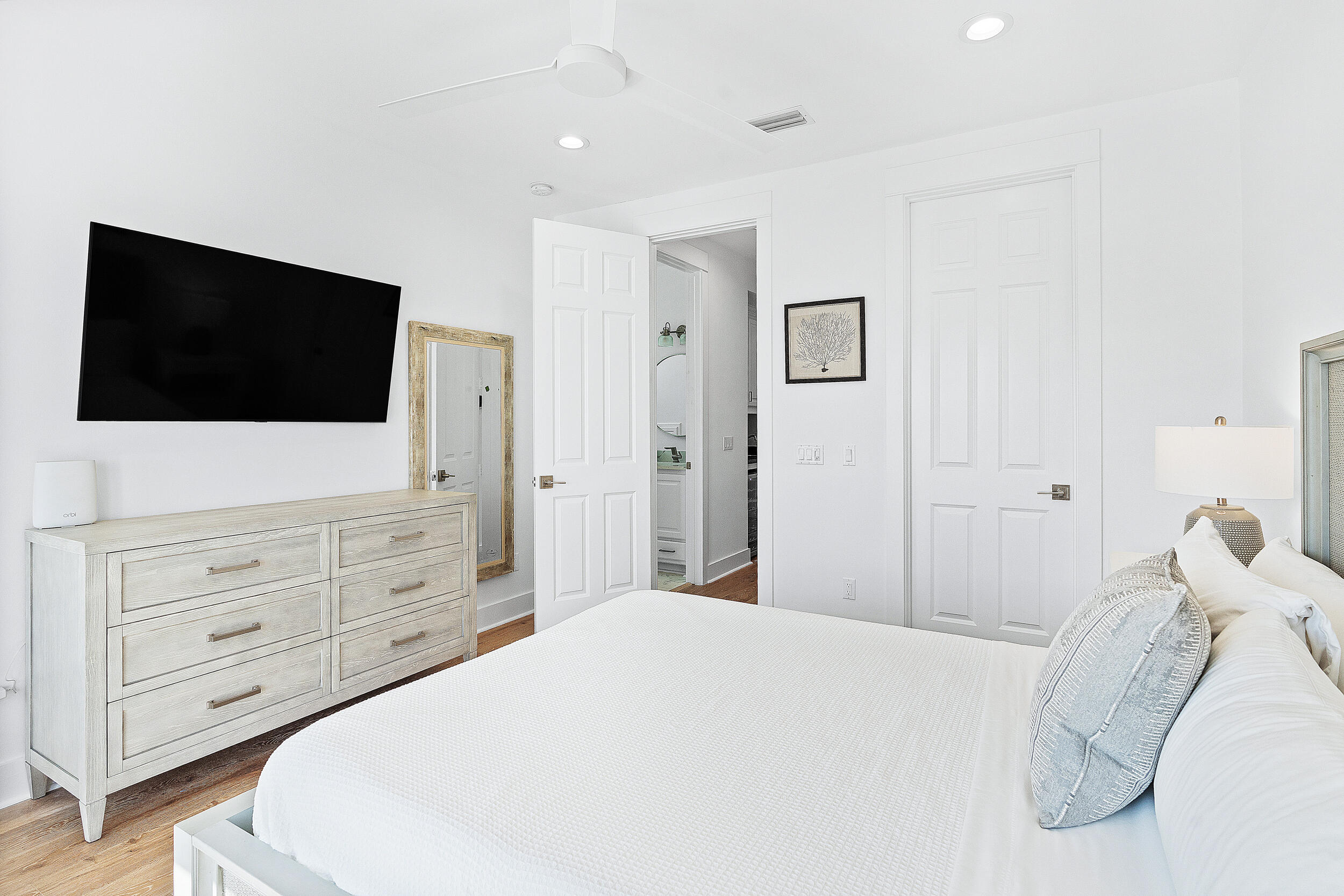 POMPANO PLACE - Residential