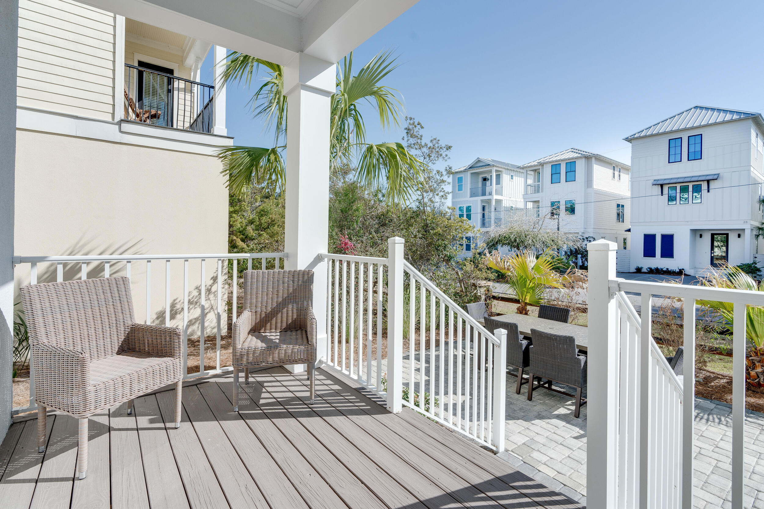 POMPANO PLACE - Residential