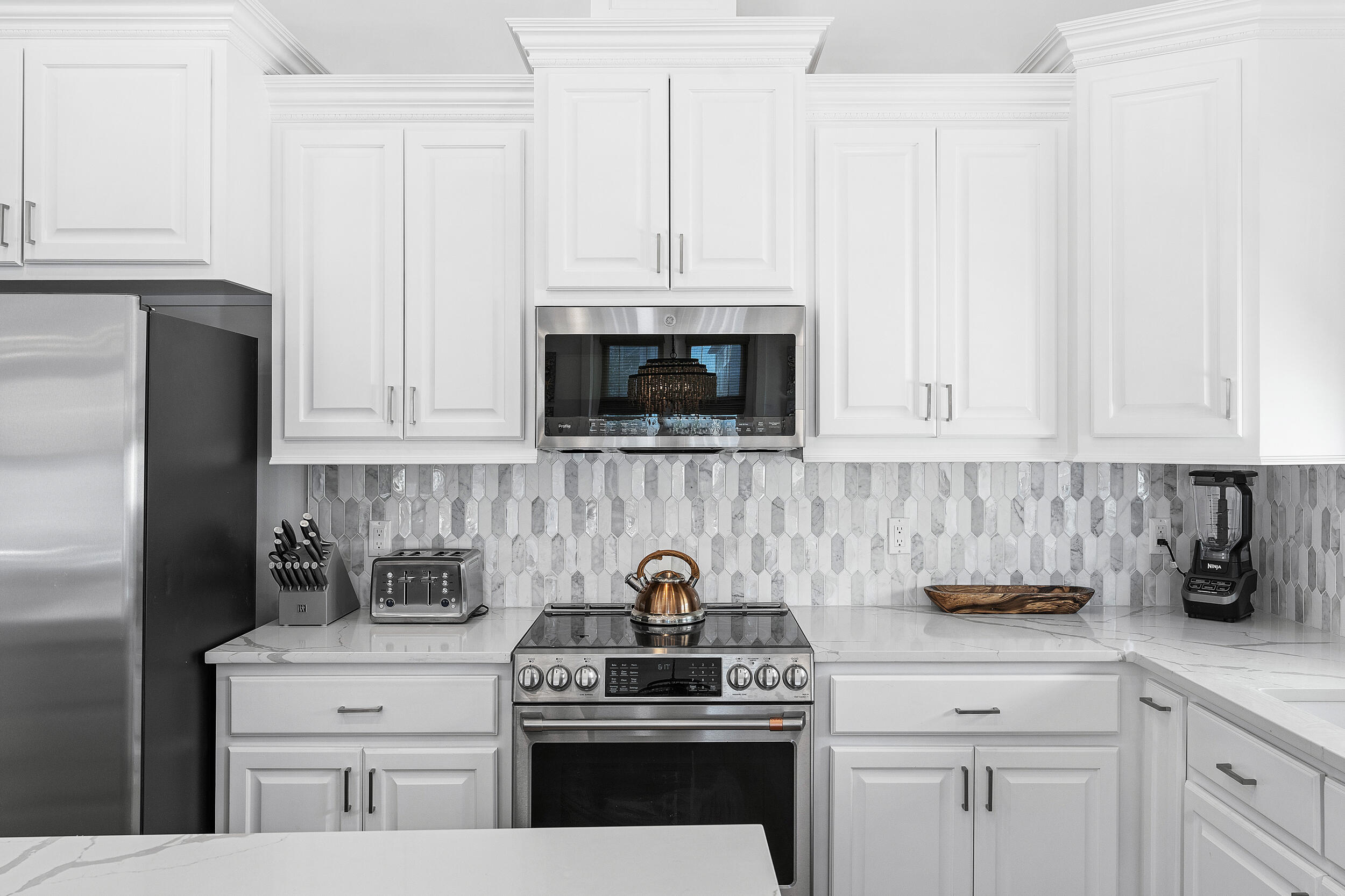 POMPANO PLACE - Residential