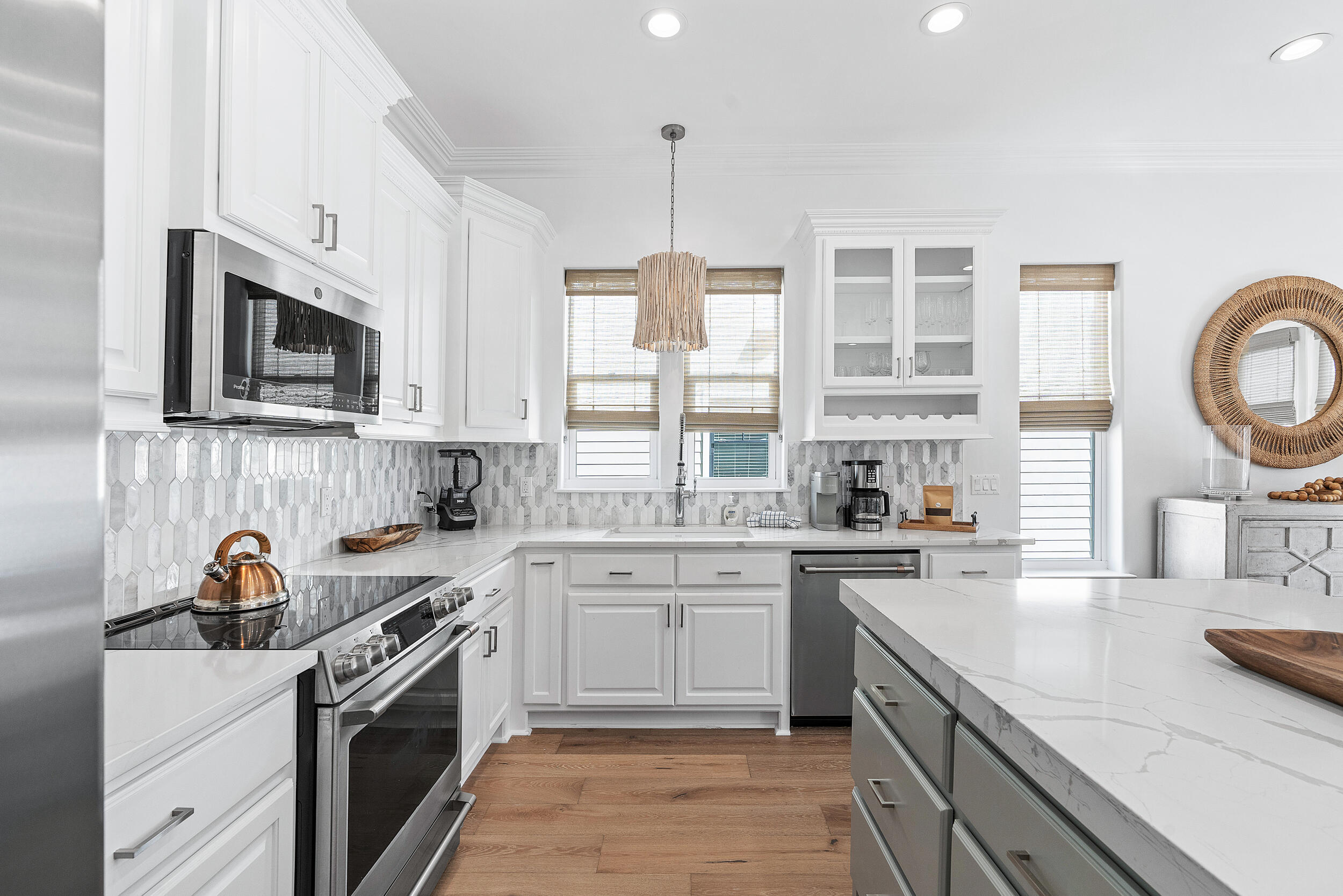 POMPANO PLACE - Residential