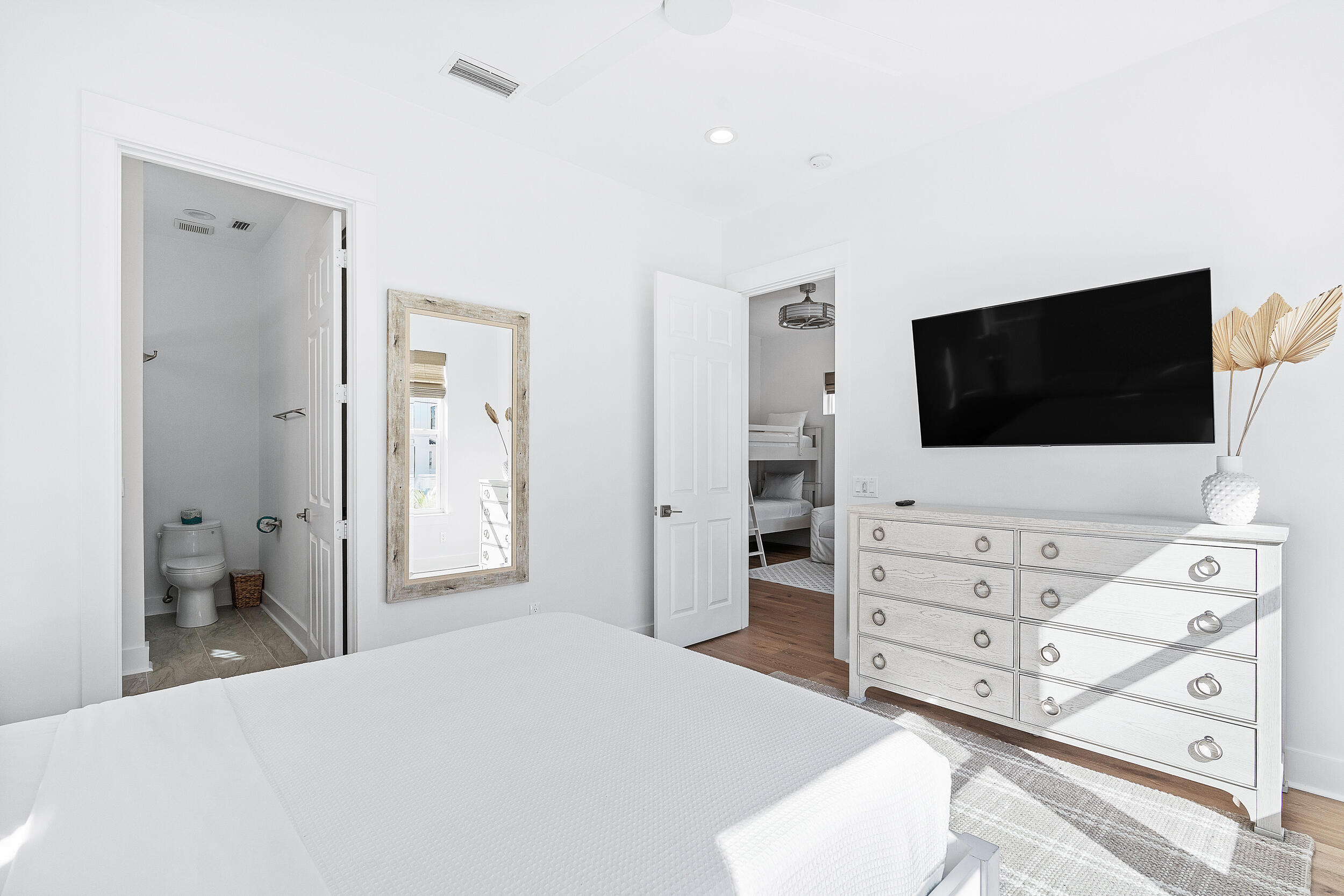 POMPANO PLACE - Residential