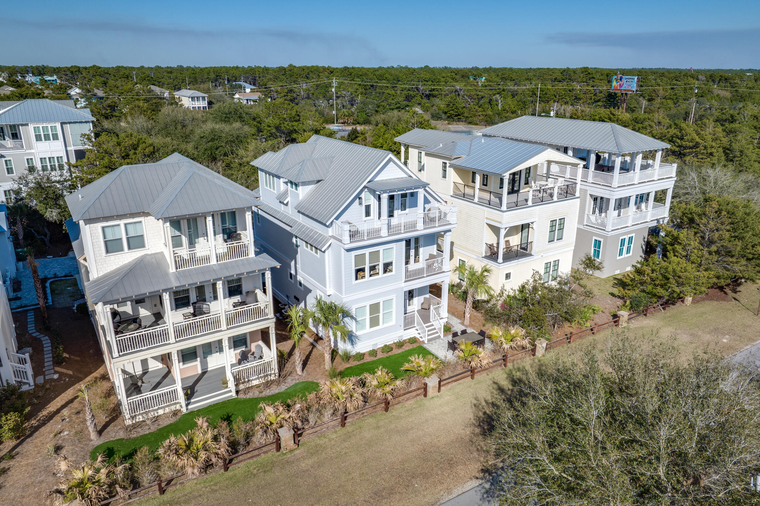 POMPANO PLACE - Residential