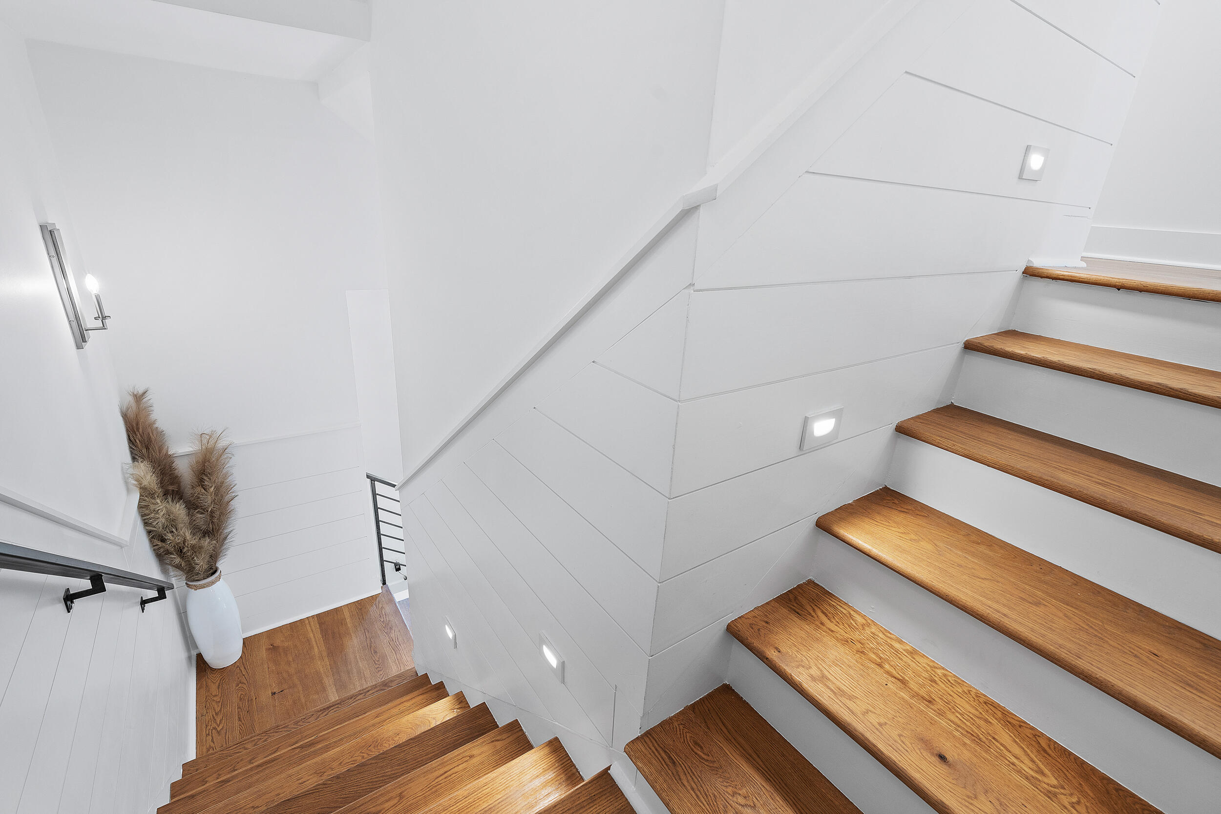 POMPANO PLACE - Residential
