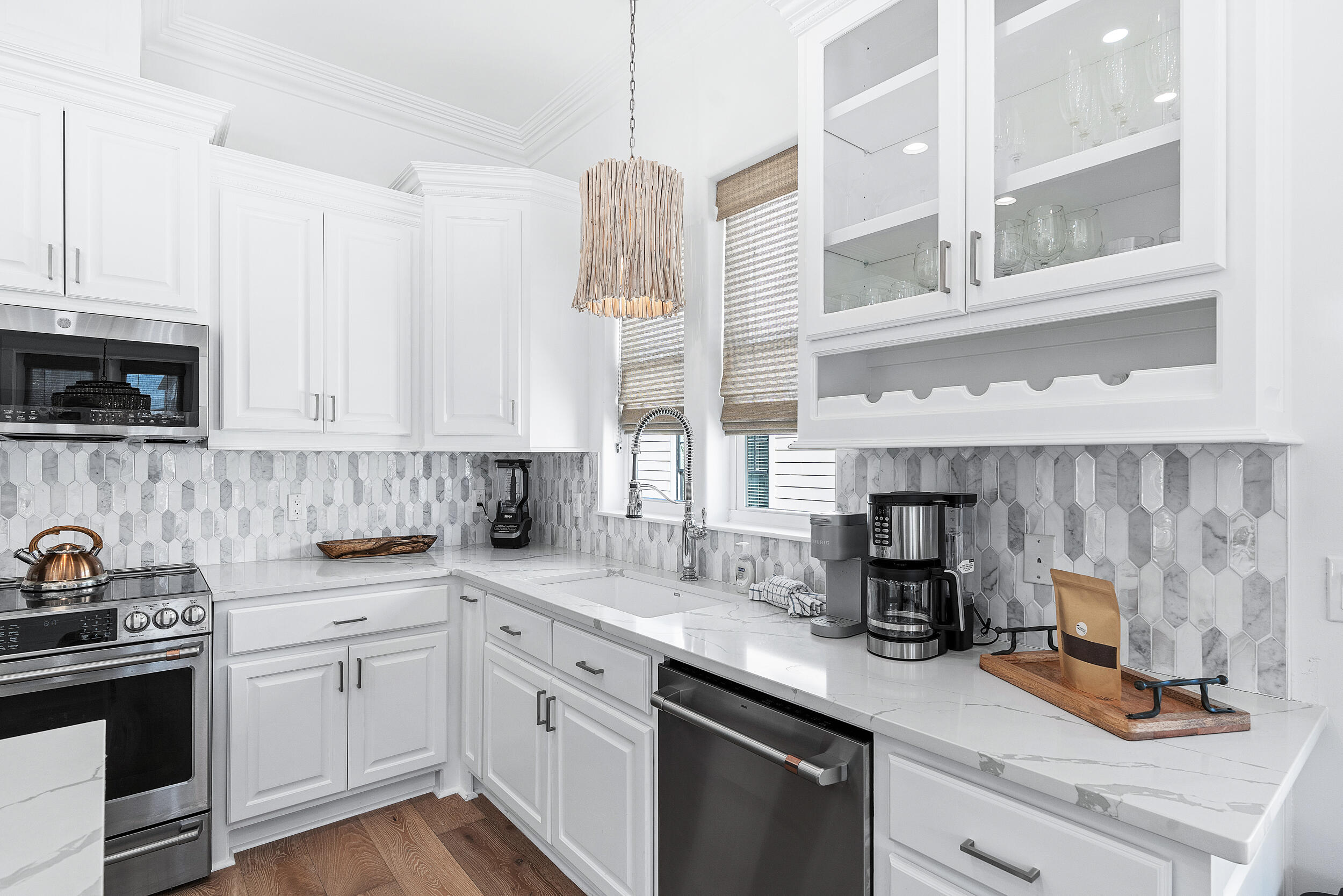 POMPANO PLACE - Residential