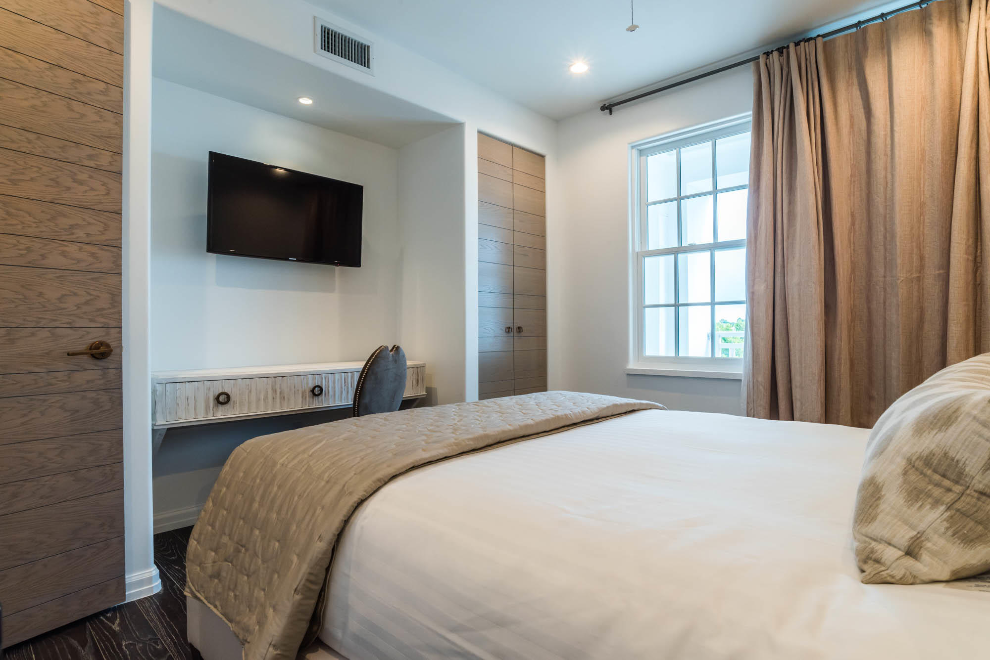 ALYS BEACH - Residential