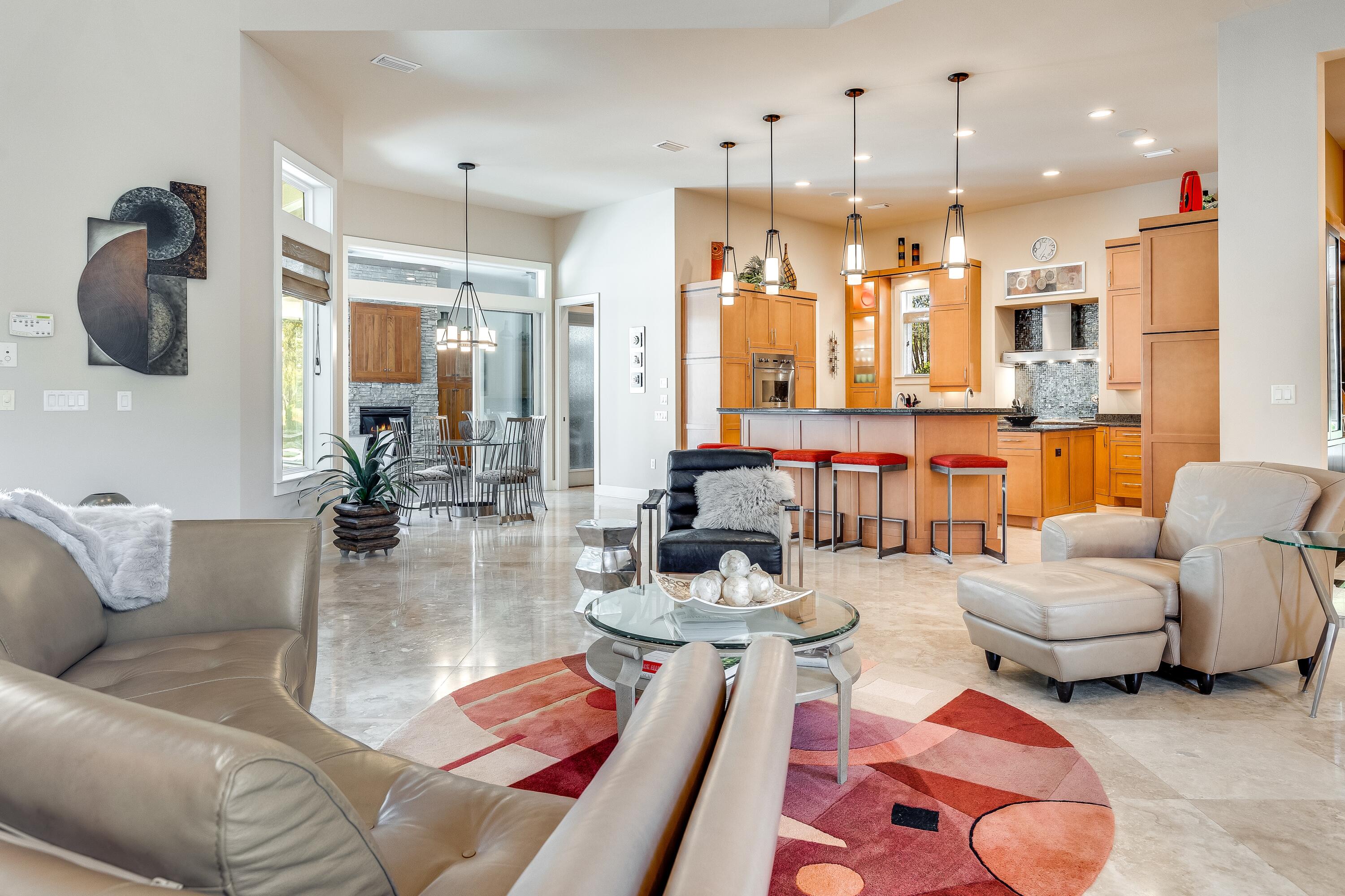 BURNT PINE - Residential