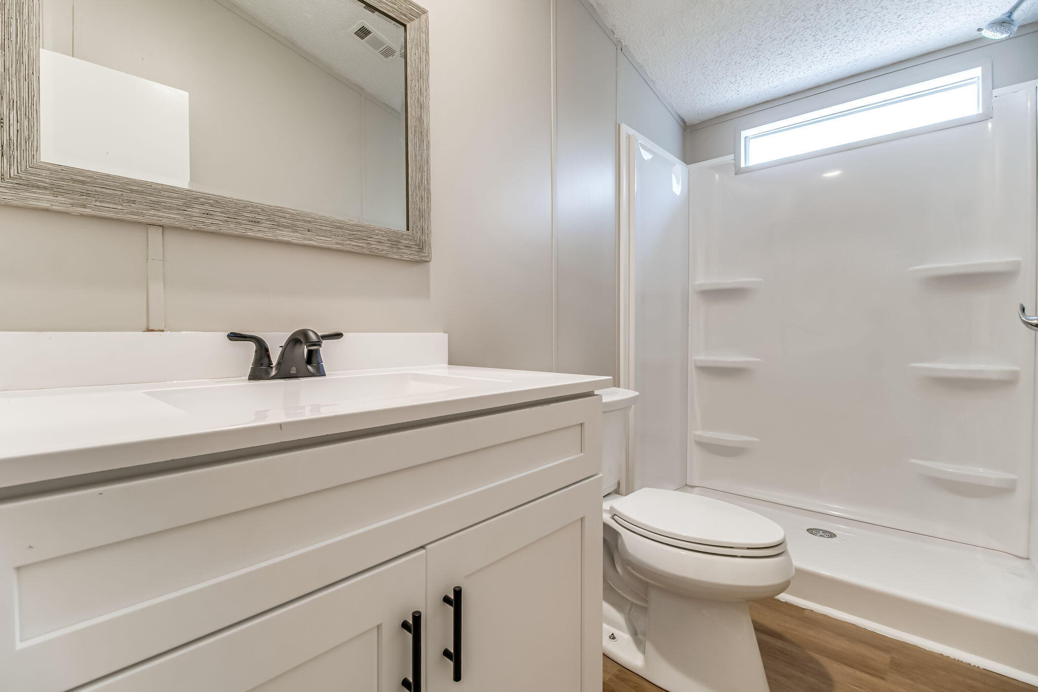 LAKE TANTARA 3 - Residential