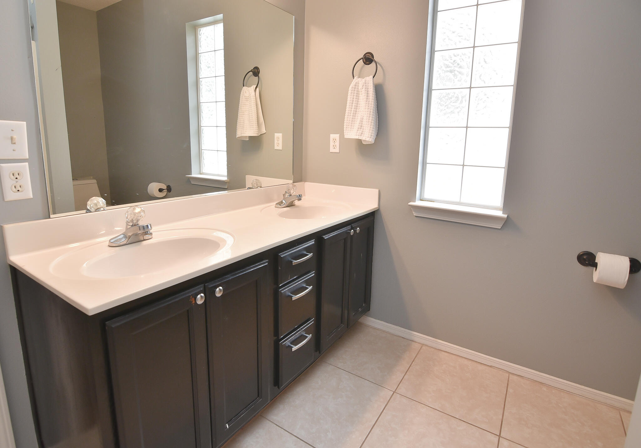 INDIGO VILLAGE - Residential Lease