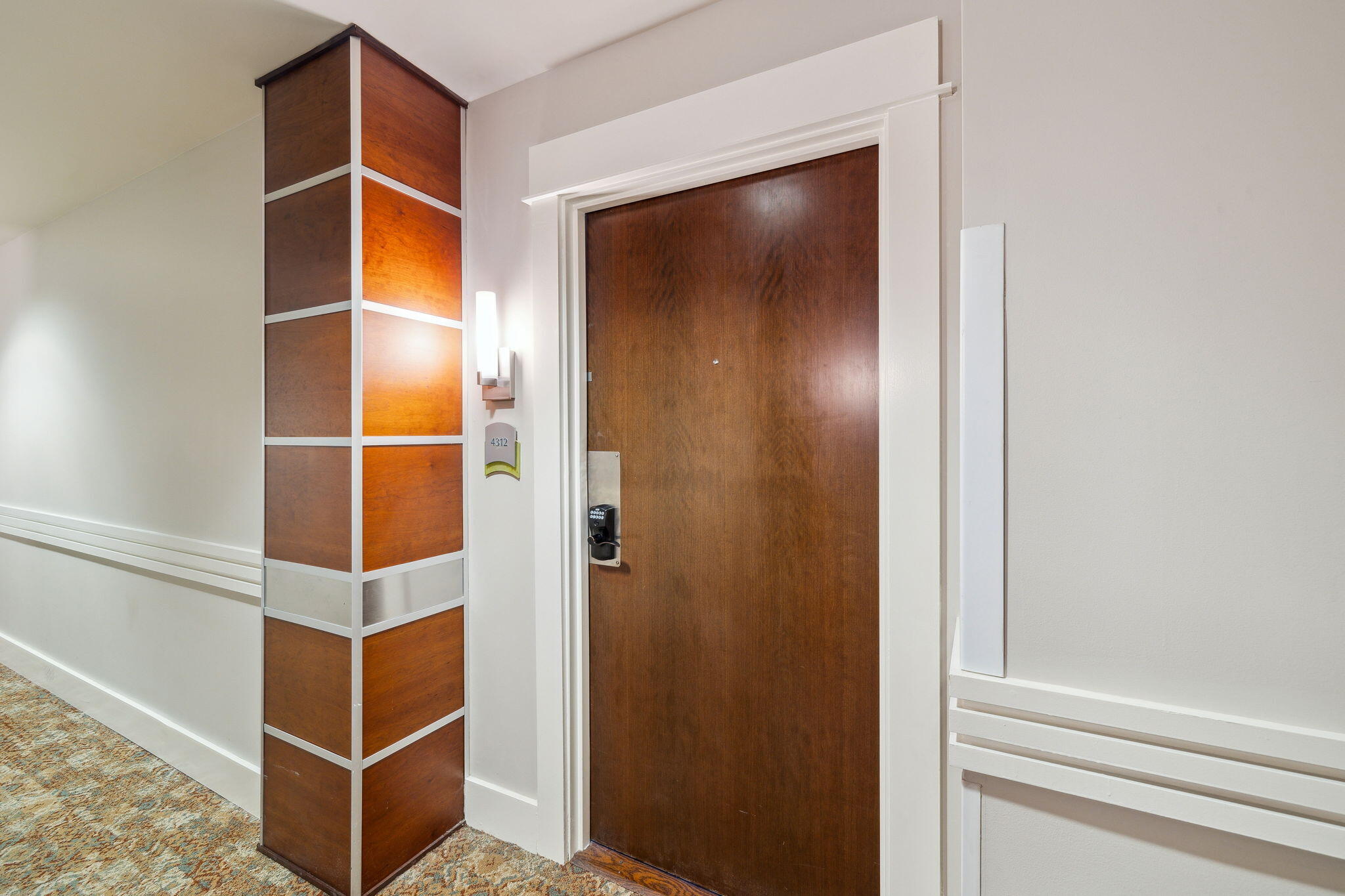BAHIA CONDO - Residential