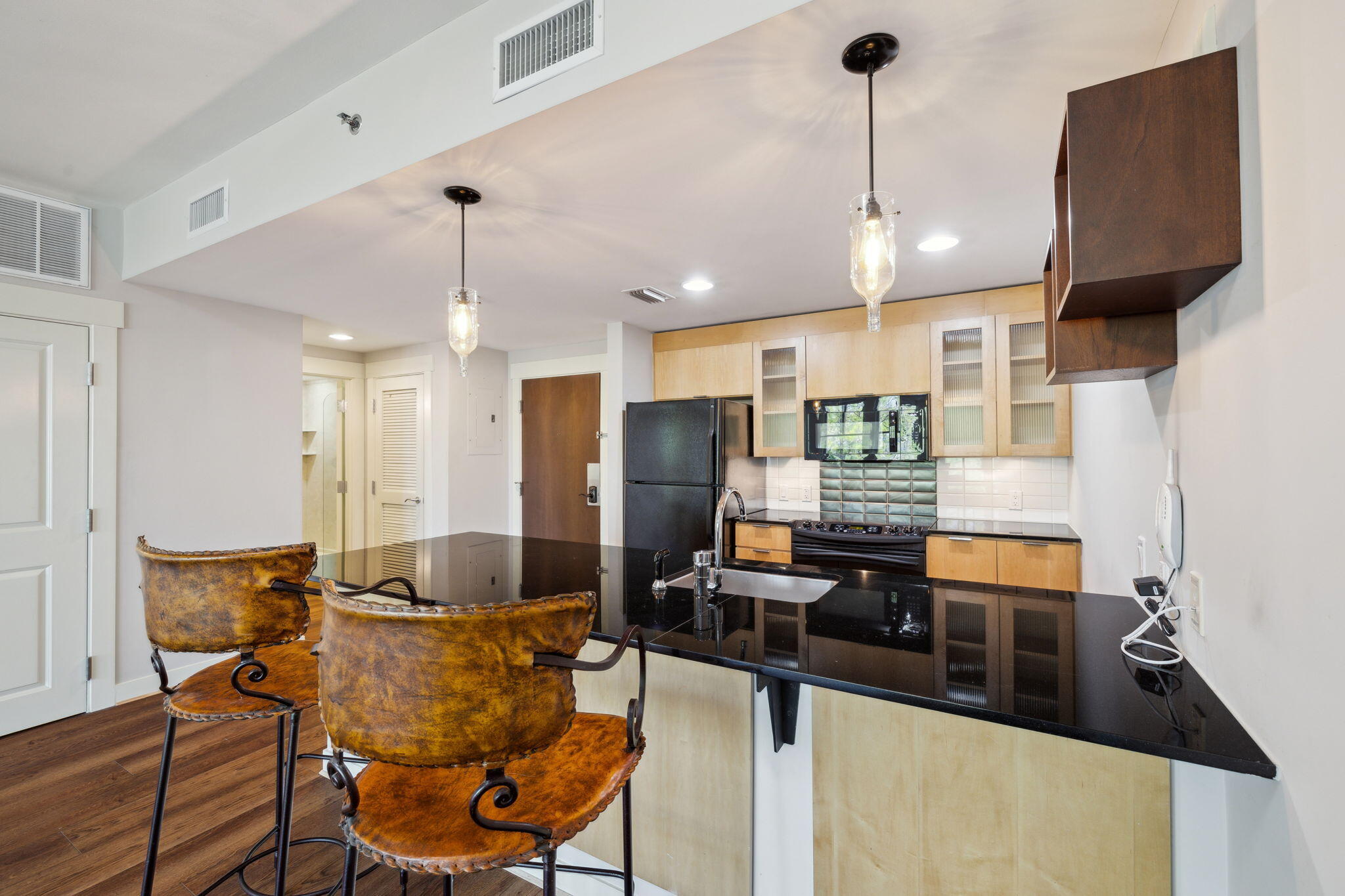 BAHIA CONDO - Residential