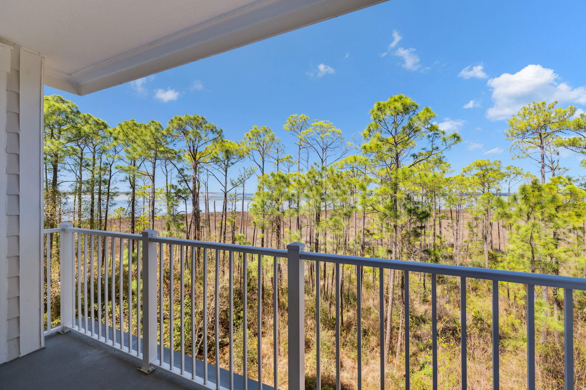 BAHIA CONDO - Residential