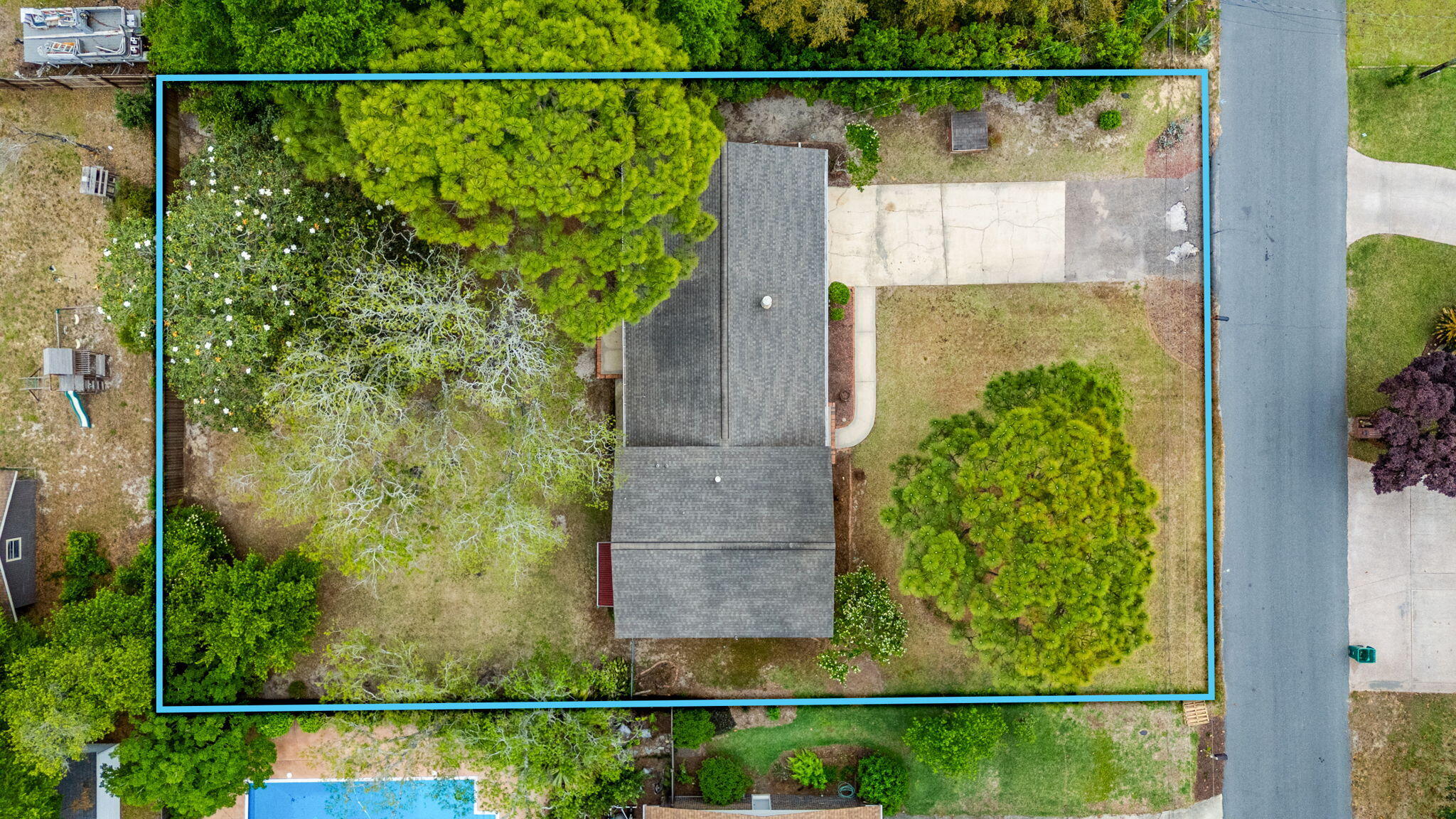 BAYOU POQUITO - Residential