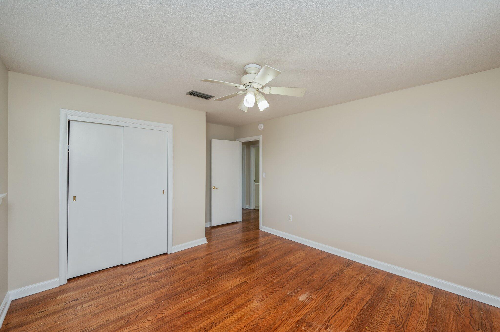 BAYOU POQUITO - Residential