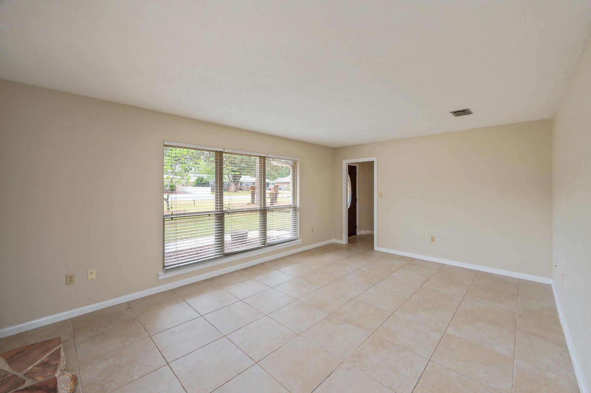 BAYOU POQUITO - Residential