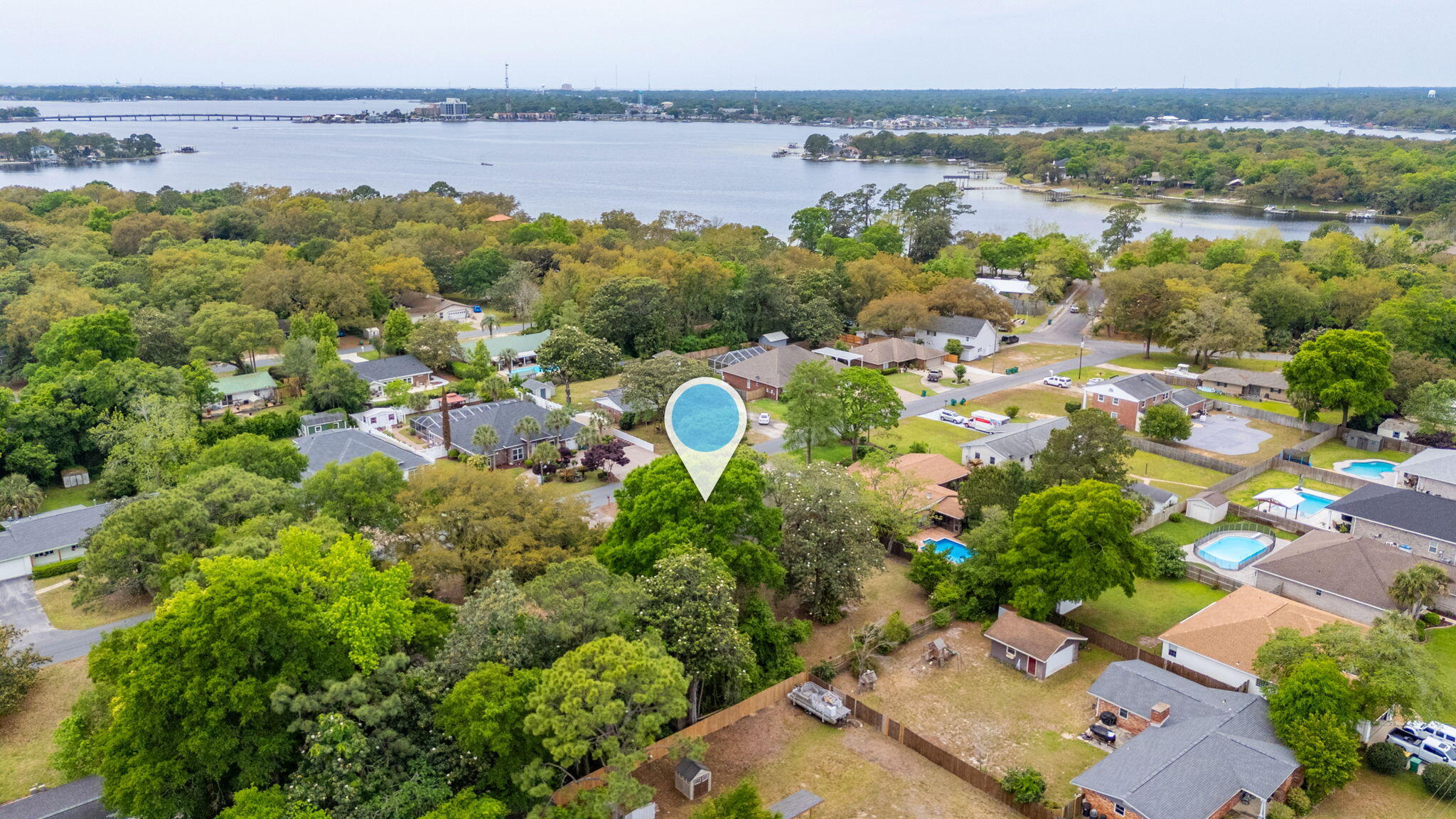 BAYOU POQUITO - Residential